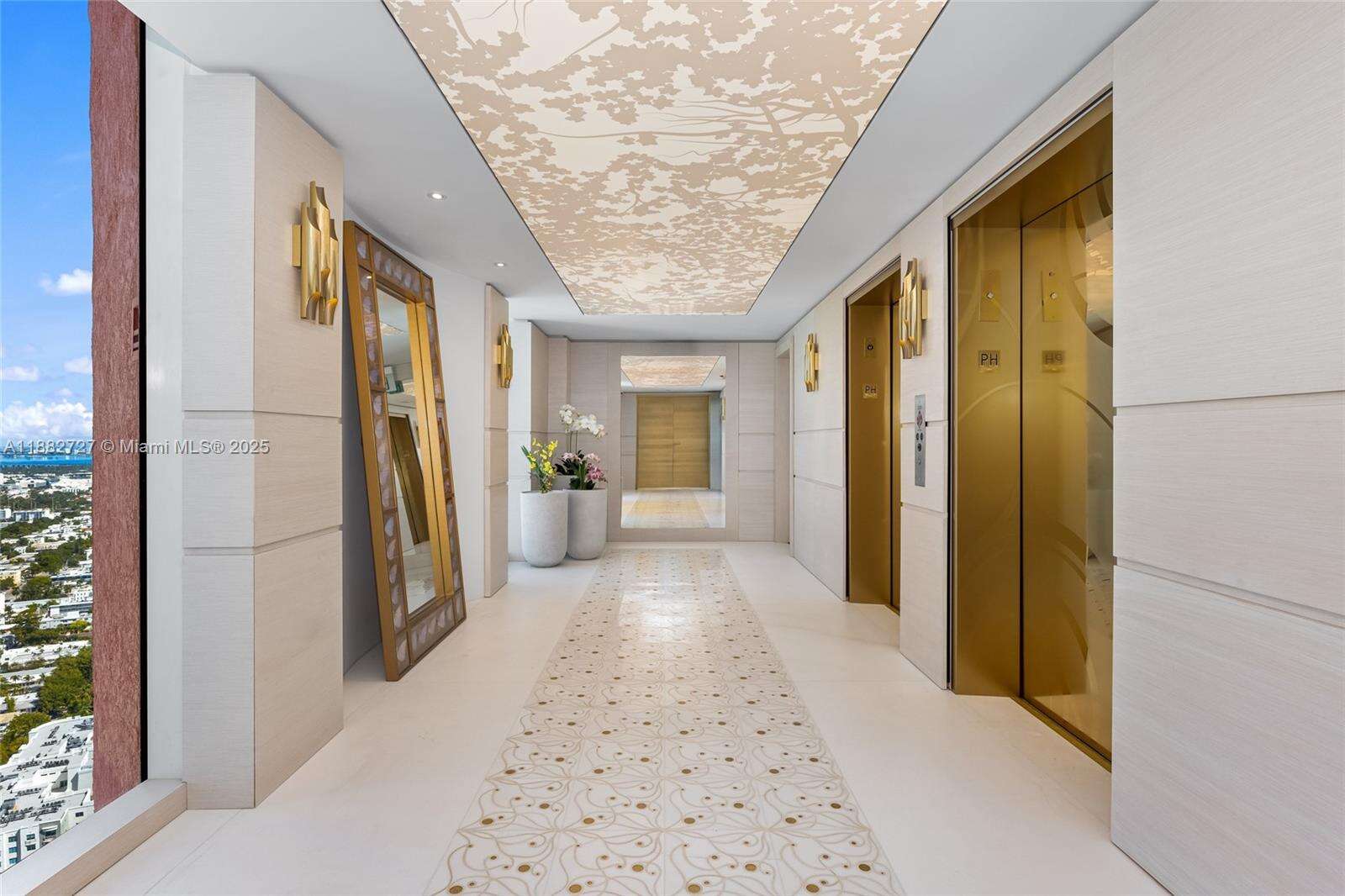 PORTOFINO TOWER - 300 Pointe Dr, Miami Beach, FL 33139 | Picture 2