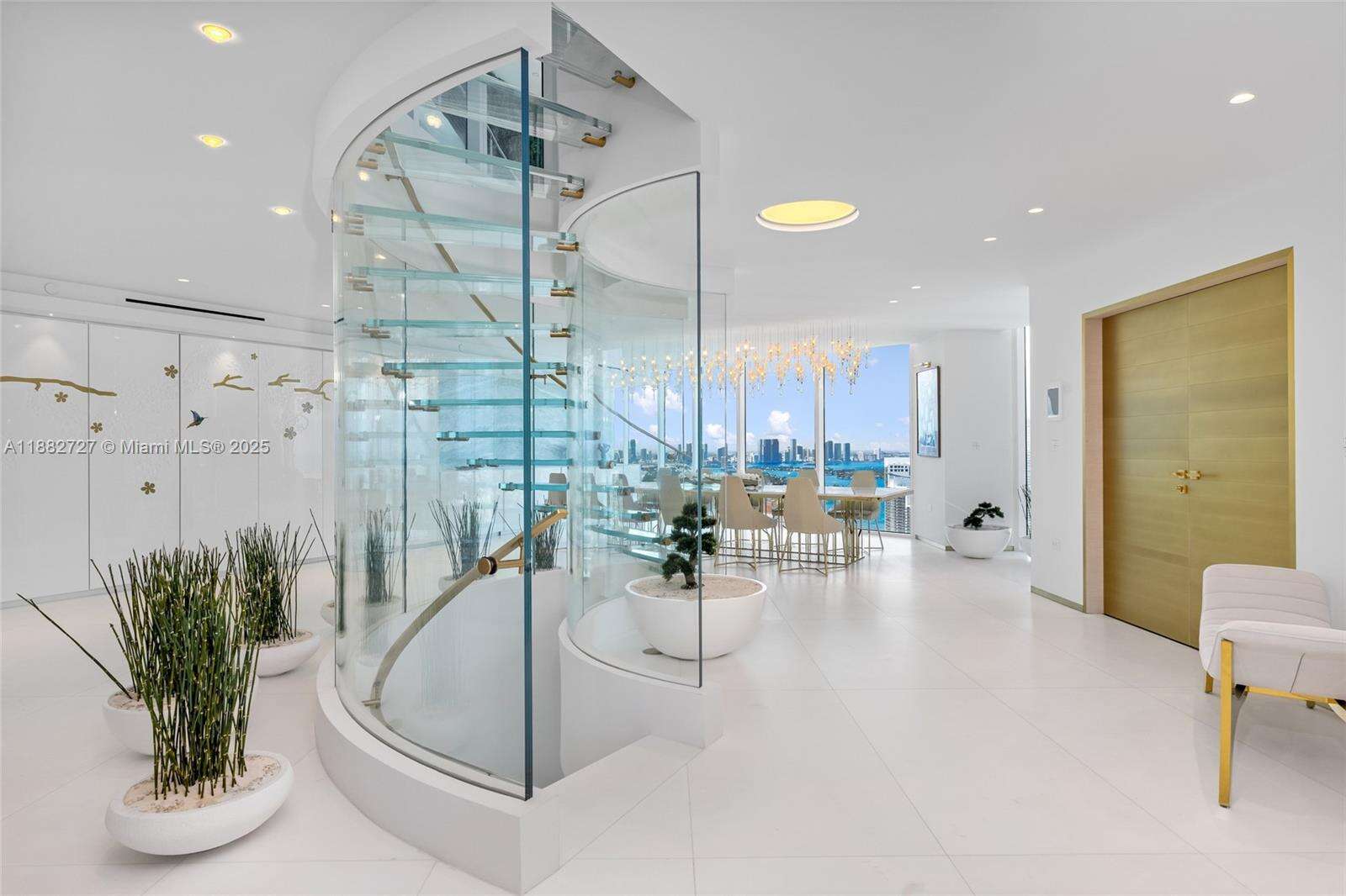 PORTOFINO TOWER - 300 Pointe Dr, Miami Beach, FL 33139 | Picture 8