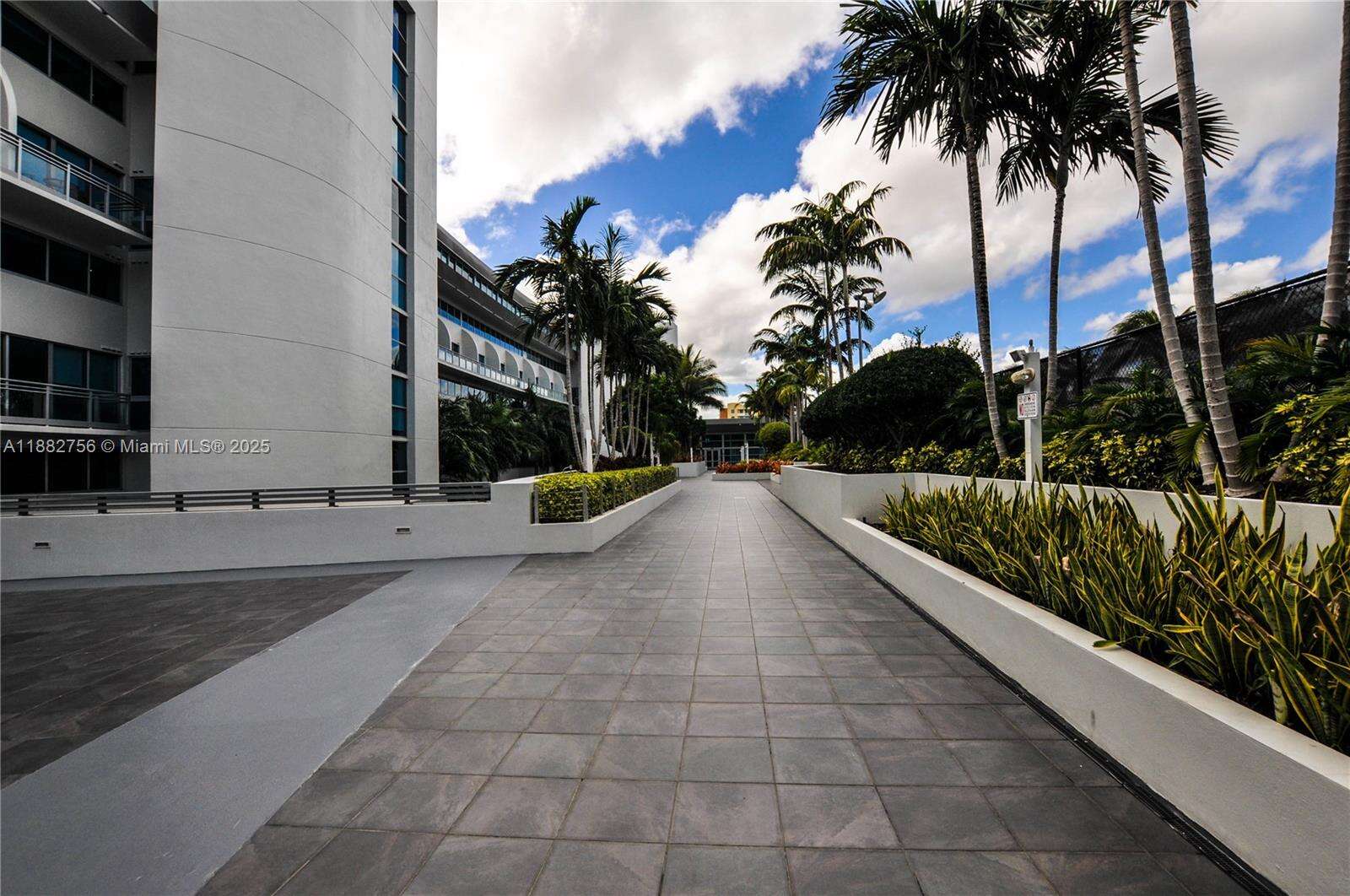 Artech at 2950 188 St, Aventura, FL 33180 - For Sale photo 21