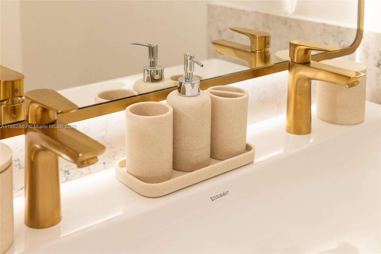 159 NE 6TH STREET - 159 6th St, Miami, FL 33132 | Picture 12