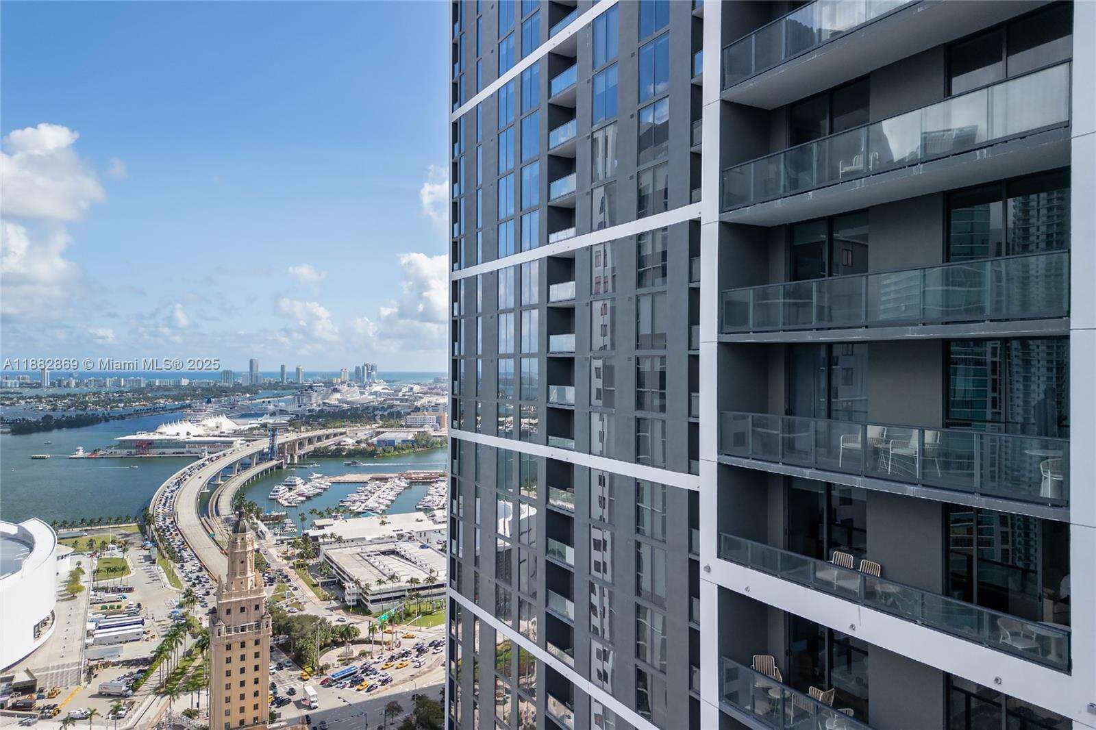 159 NE 6TH STREET - 159 6th St, Miami, FL 33132 | Picture 32