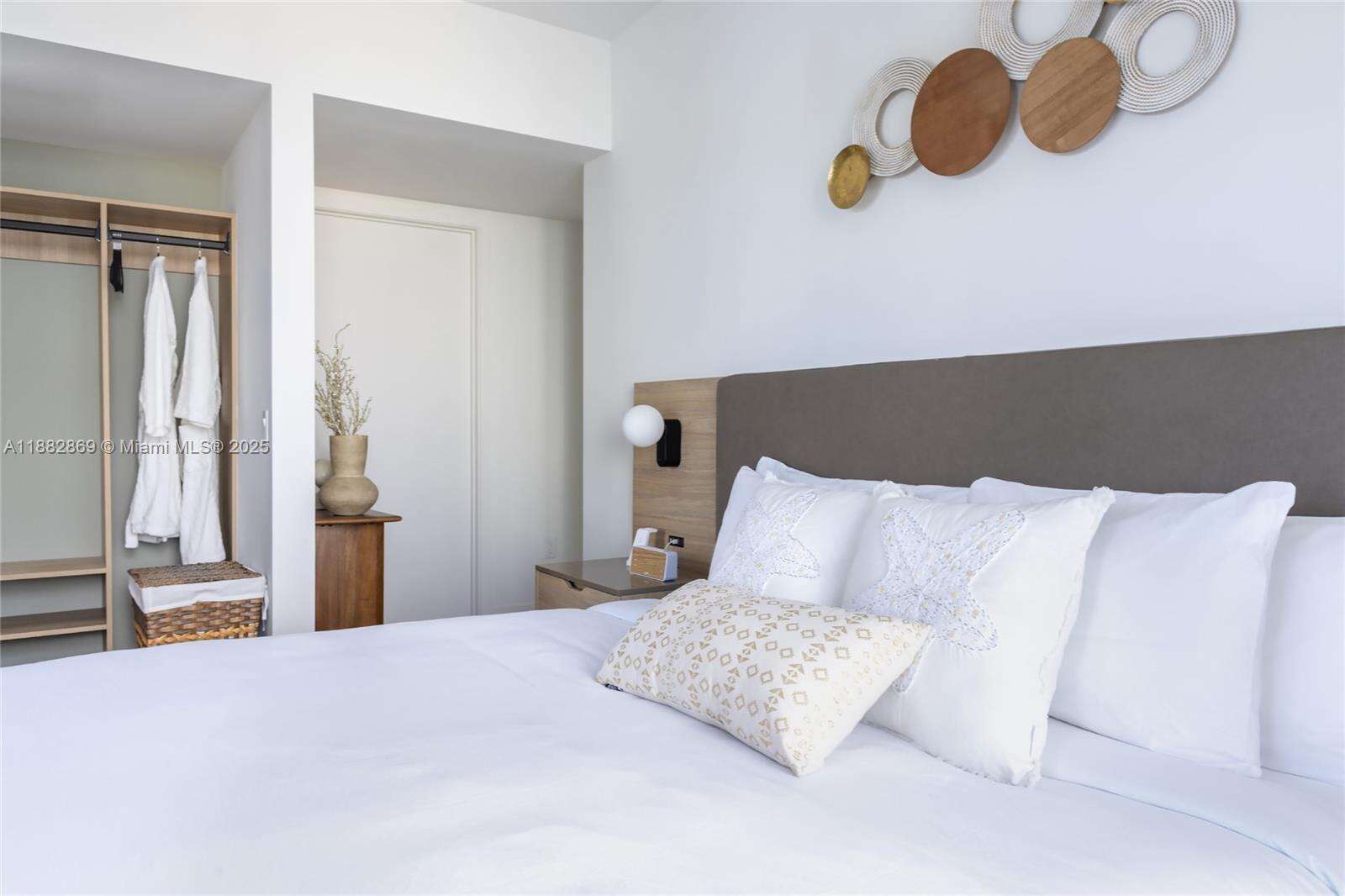 159 NE 6TH STREET - 159 6th St, Miami, FL 33132 | Picture 9