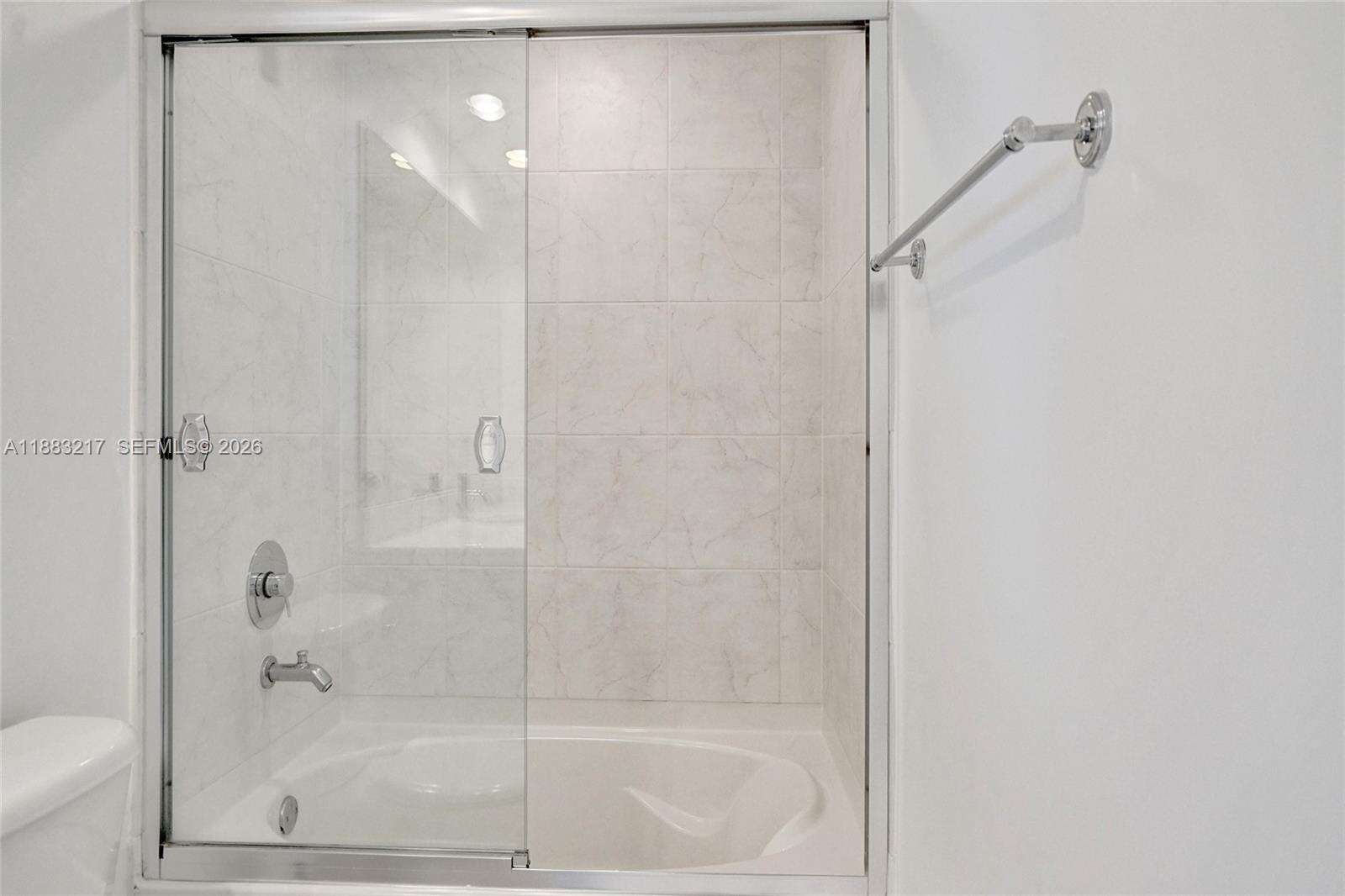 The Plaza On Brickell East at 950 Brickell Bay Dr, Miami, FL 33131 - For Sale photo 29