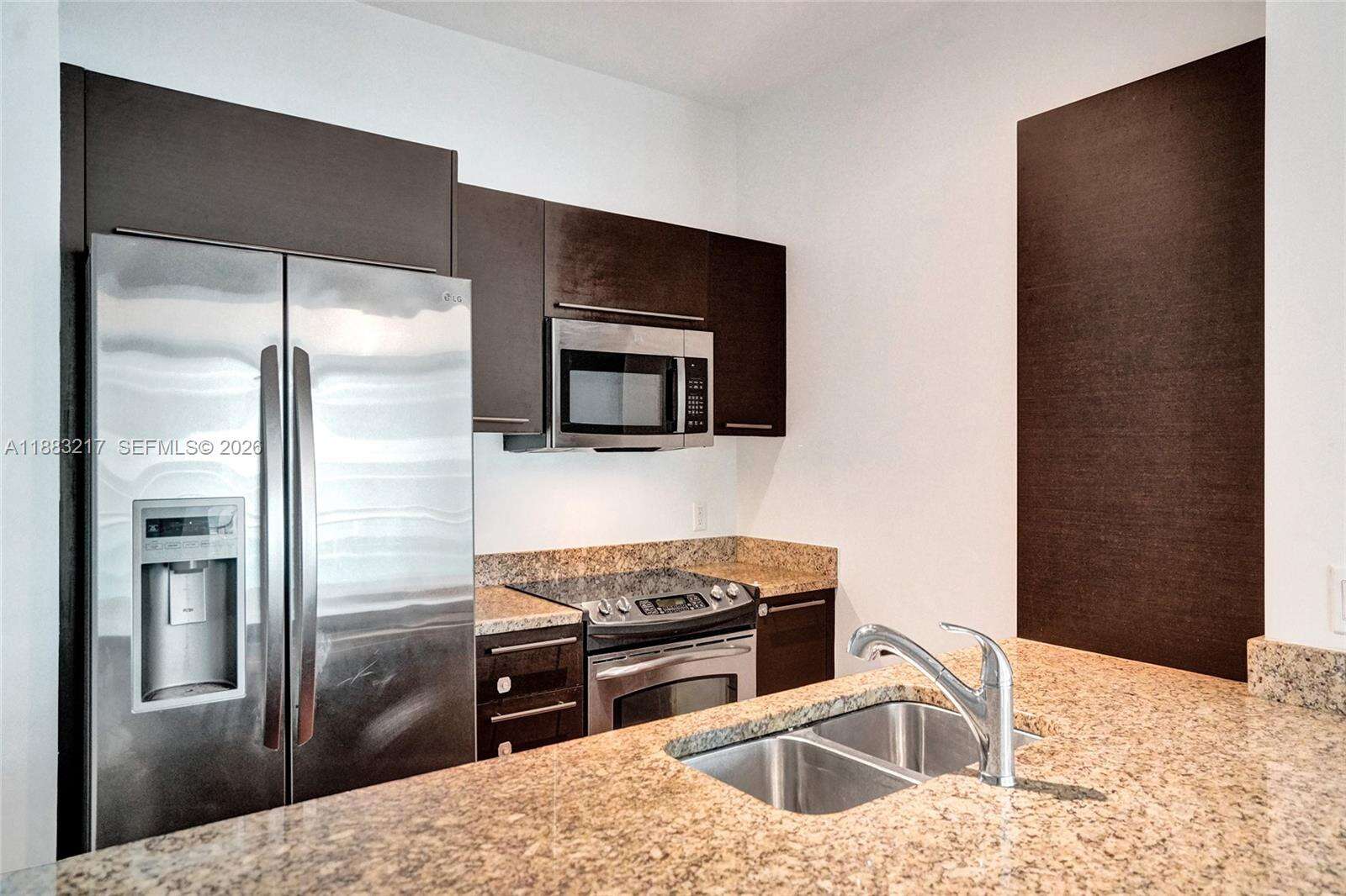 The Plaza On Brickell East at 950 Brickell Bay Dr, Miami, FL 33131 - For Sale photo 6