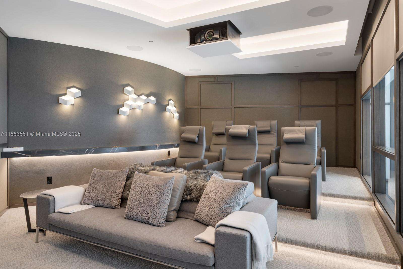 18555 COLLINS AVENUE - 18555 Collins Ave, Sunny Isles Beach, FL 33160 | Picture 7