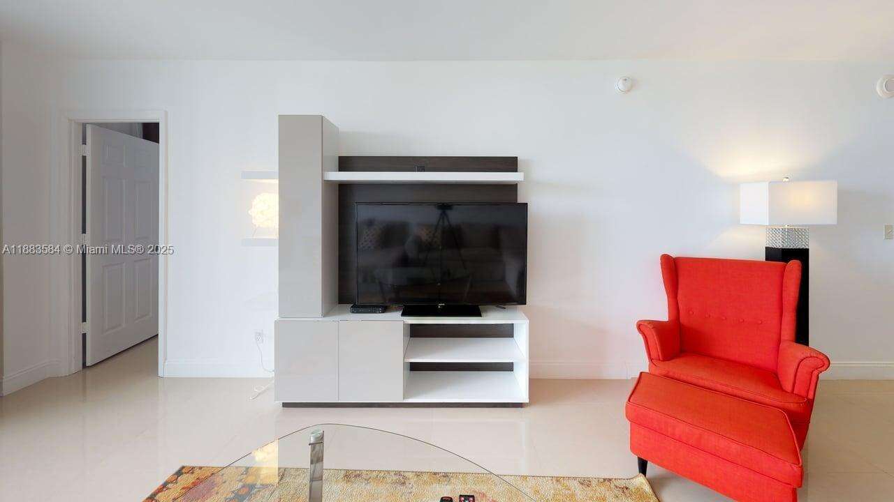 Ocean Reserve at 19370 Collins Ave, Sunny Isles Beach, FL 33160 - For Sale photo 14