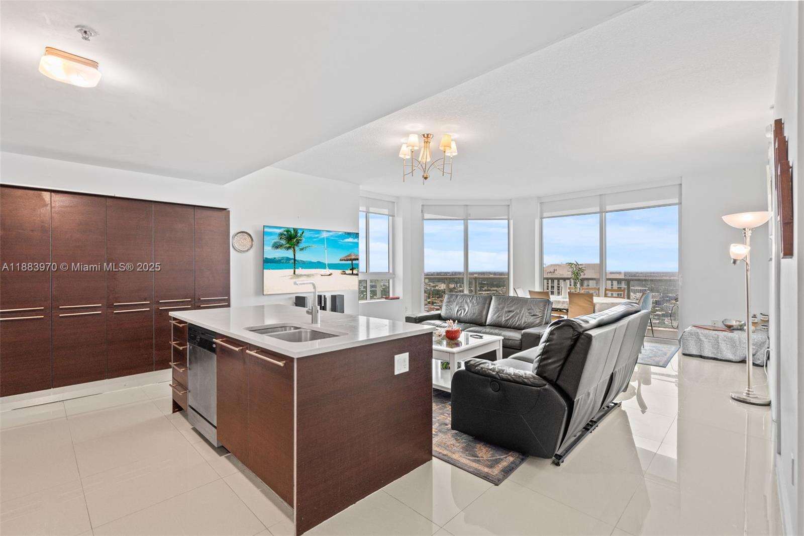 Quantum On The Bay at 1900 Bayshore Dr, Miami, FL 33132 - For Sale photo 7