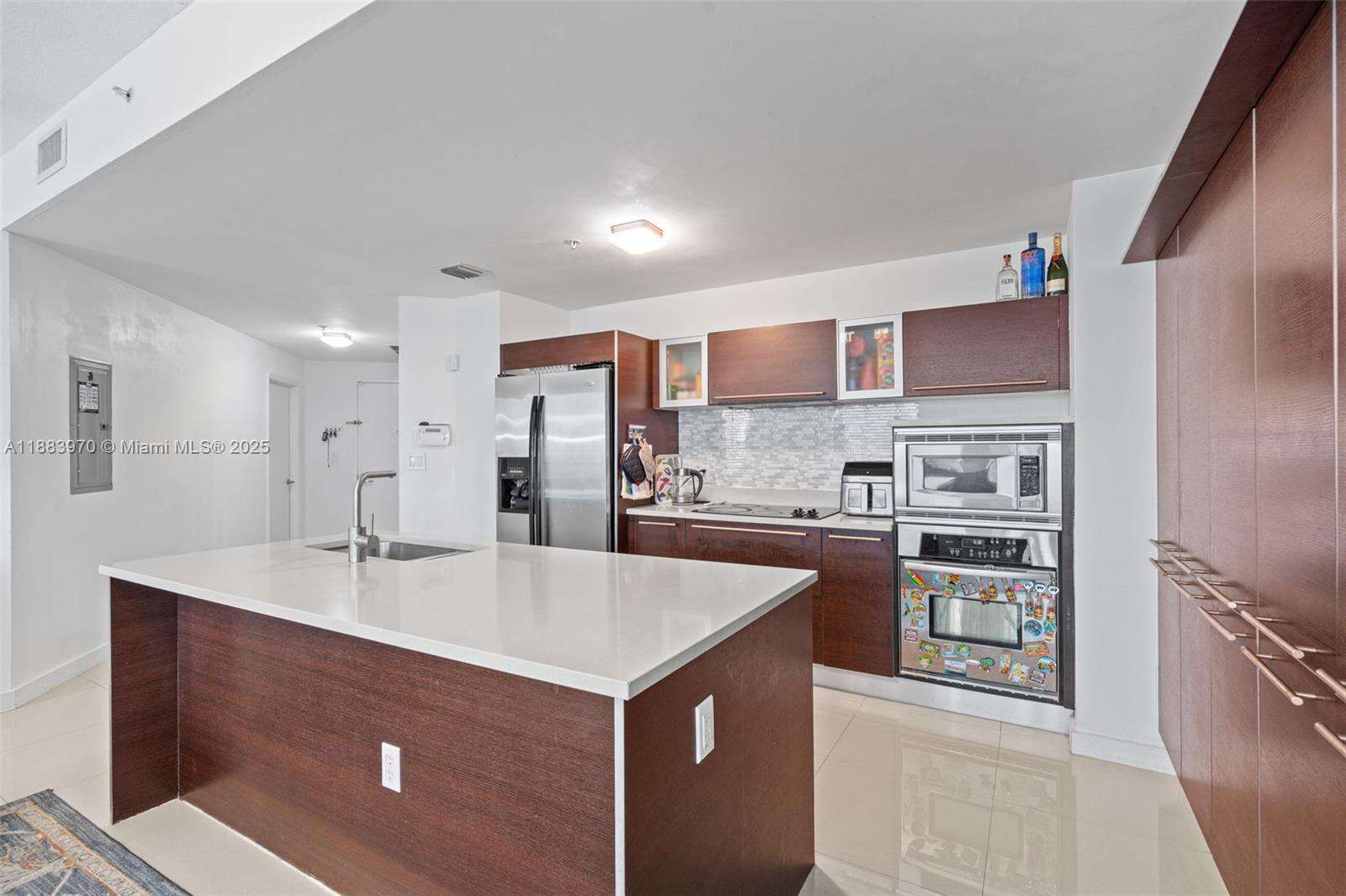 Quantum On The Bay at 1900 Bayshore Dr, Miami, FL 33132 - For Sale photo 10
