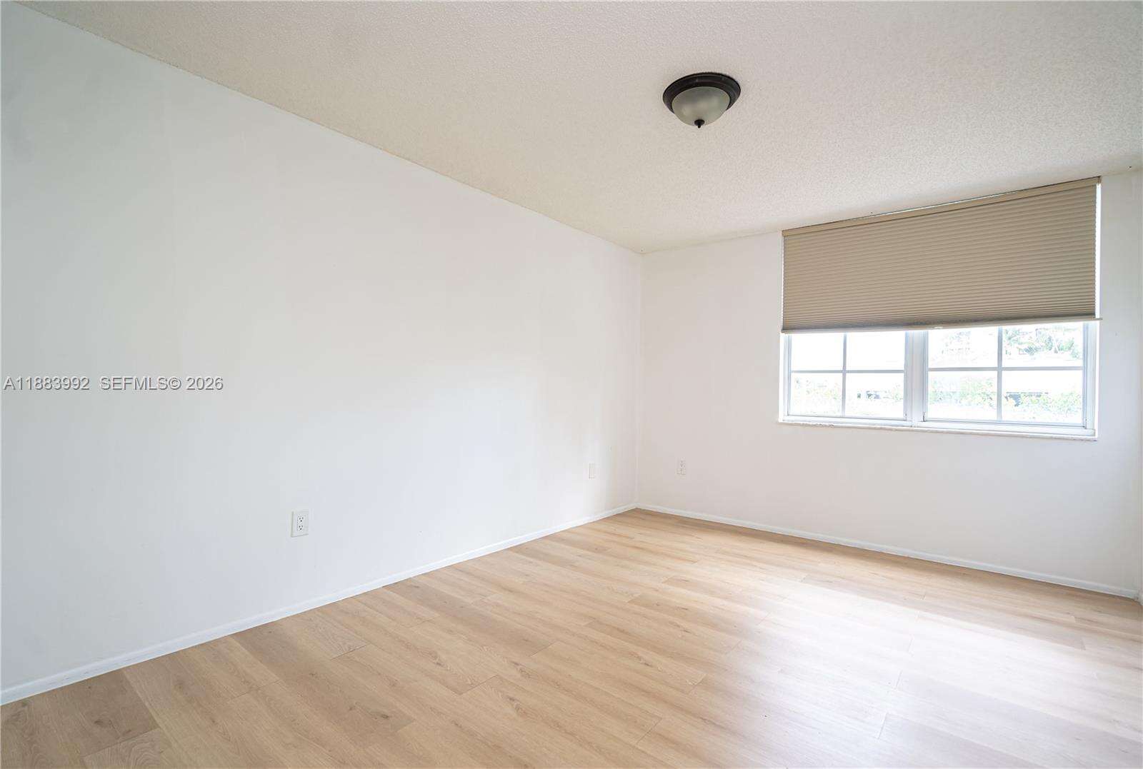 The Yacht Club At Aventura at 19601 Country Club Dr, Aventura, FL 33180 - For Sale photo 20