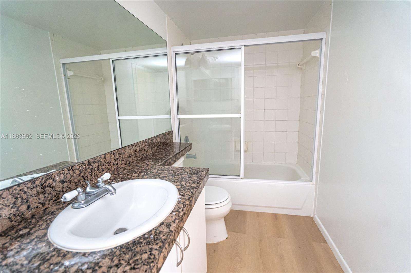 The Yacht Club At Aventura at 19601 Country Club Dr, Aventura, FL 33180 - For Sale photo 25