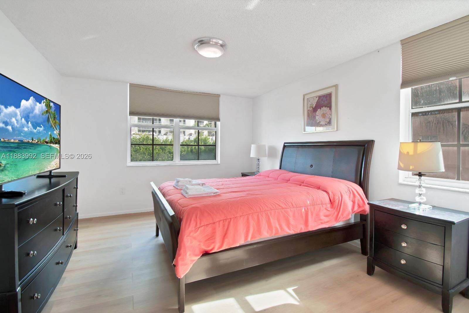 The Yacht Club At Aventura at 19601 Country Club Dr, Aventura, FL 33180 - For Sale photo 29