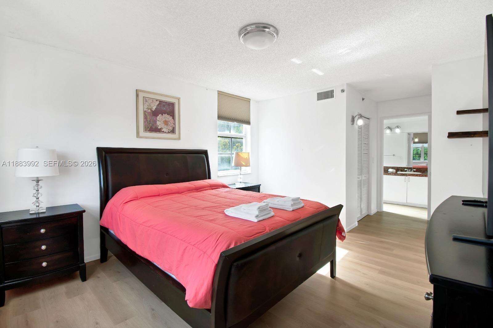 The Yacht Club At Aventura at 19601 Country Club Dr, Aventura, FL 33180 - For Sale photo 30