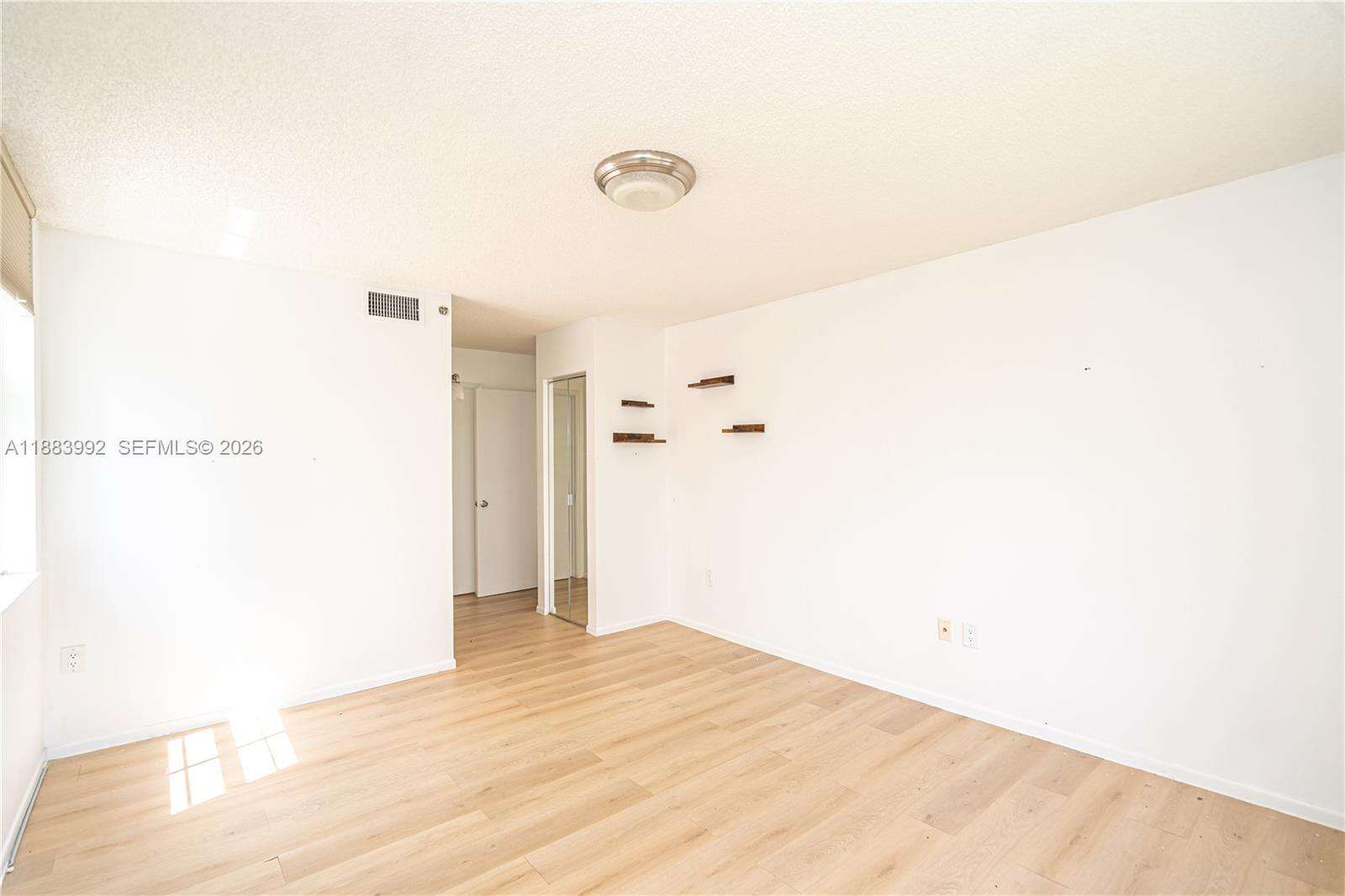 The Yacht Club At Aventura at 19601 Country Club Dr, Aventura, FL 33180 - For Sale photo 35
