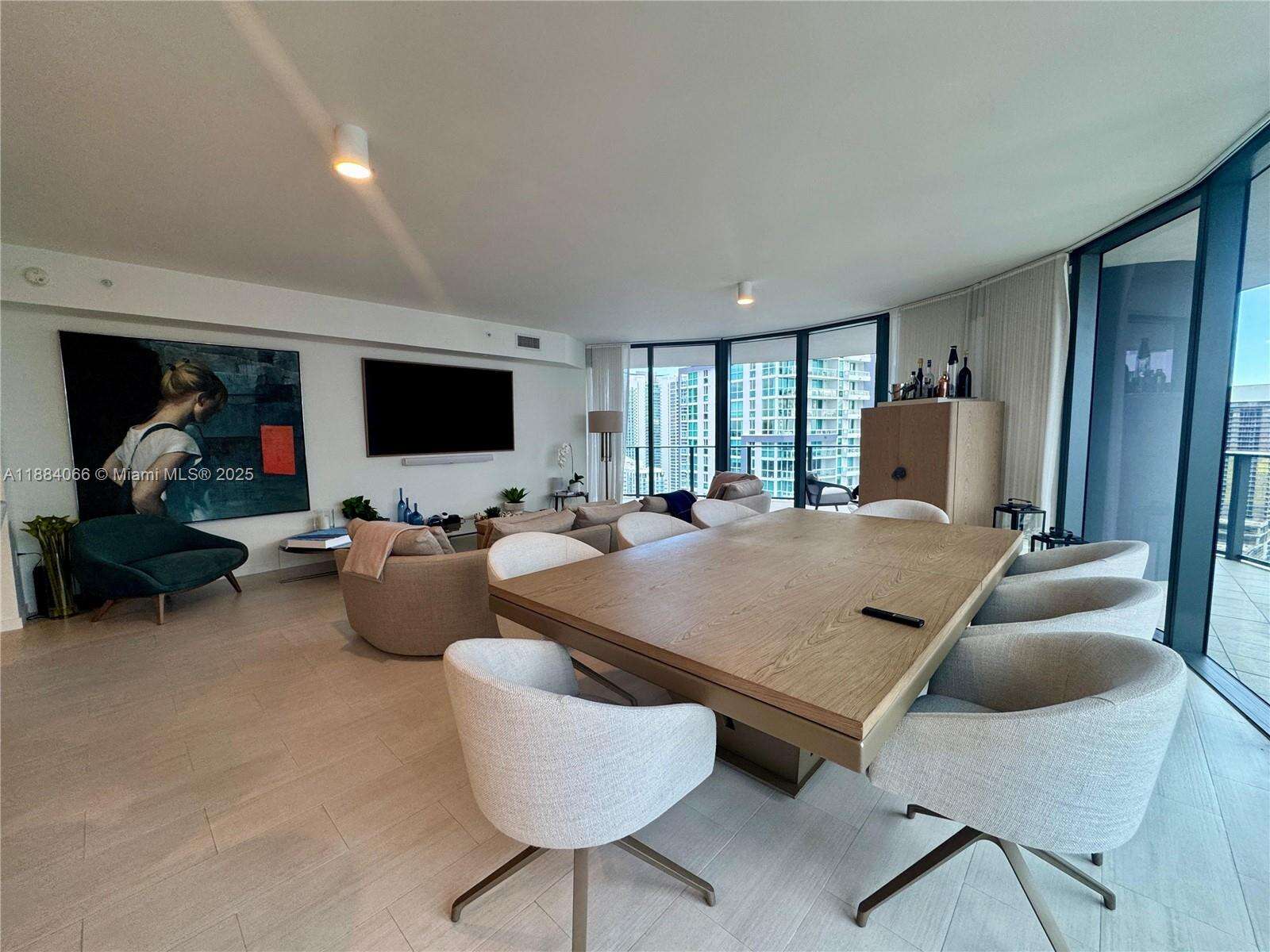 Brickell Flatiron at 1000 Brickell Plz, Miami, FL 33131 - For Sale photo 12