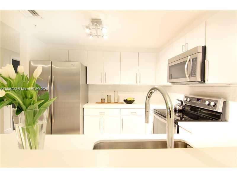 Vue At Brickell at 1250 Miami Ave, Miami, FL 33130 - For Sale photo 6