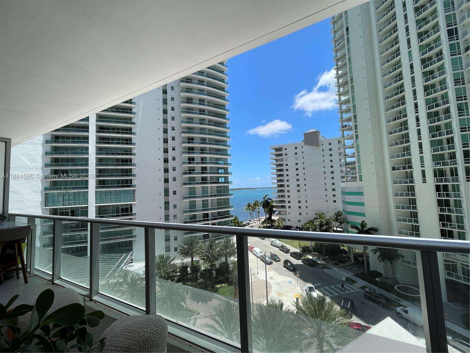 Brickell House at 1300 Brickell Bay Dr, Miami, FL 33131 - For Sale photo 5