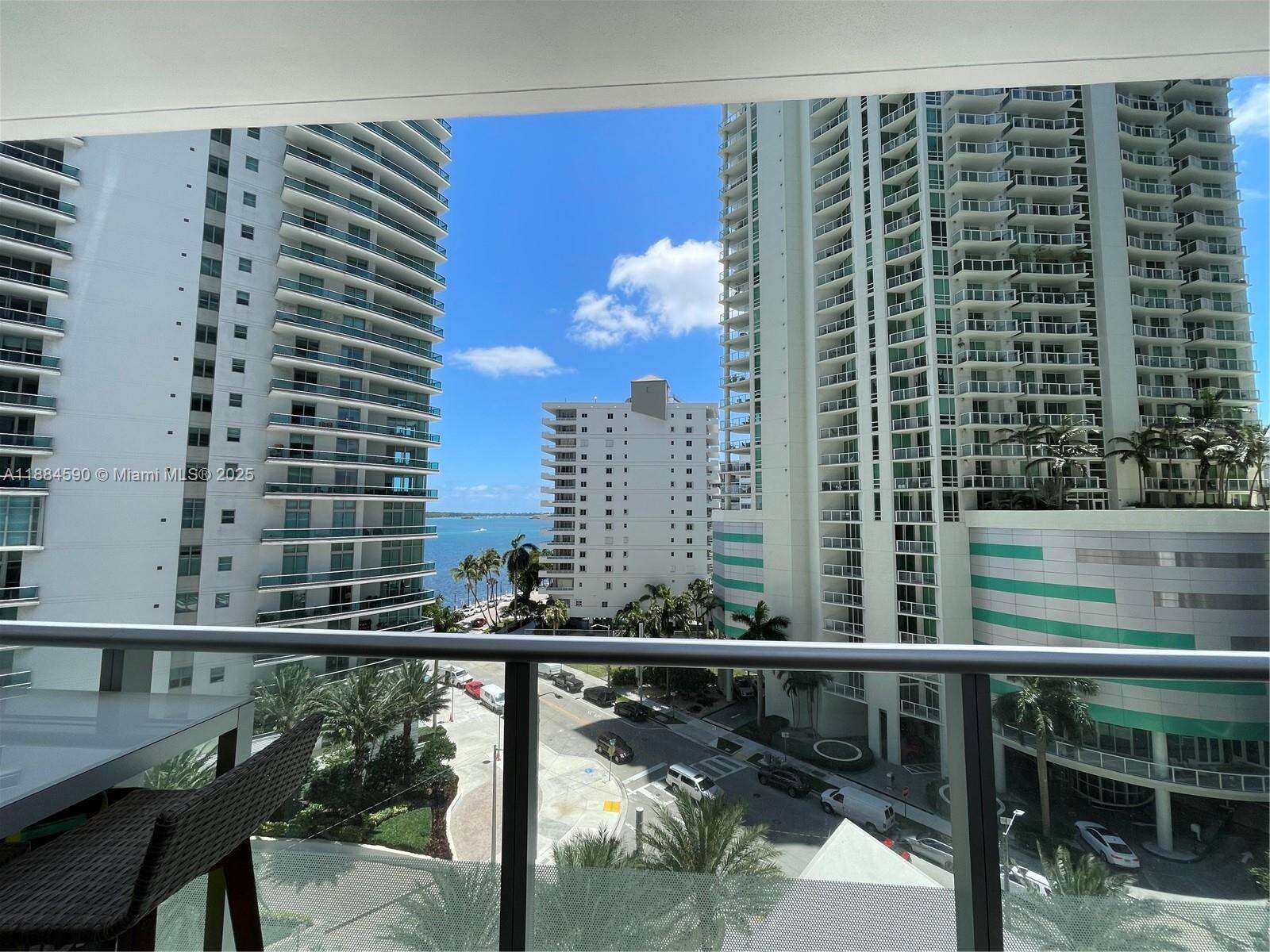Brickell House at 1300 Brickell Bay Dr, Miami, FL 33131 - For Sale photo 6
