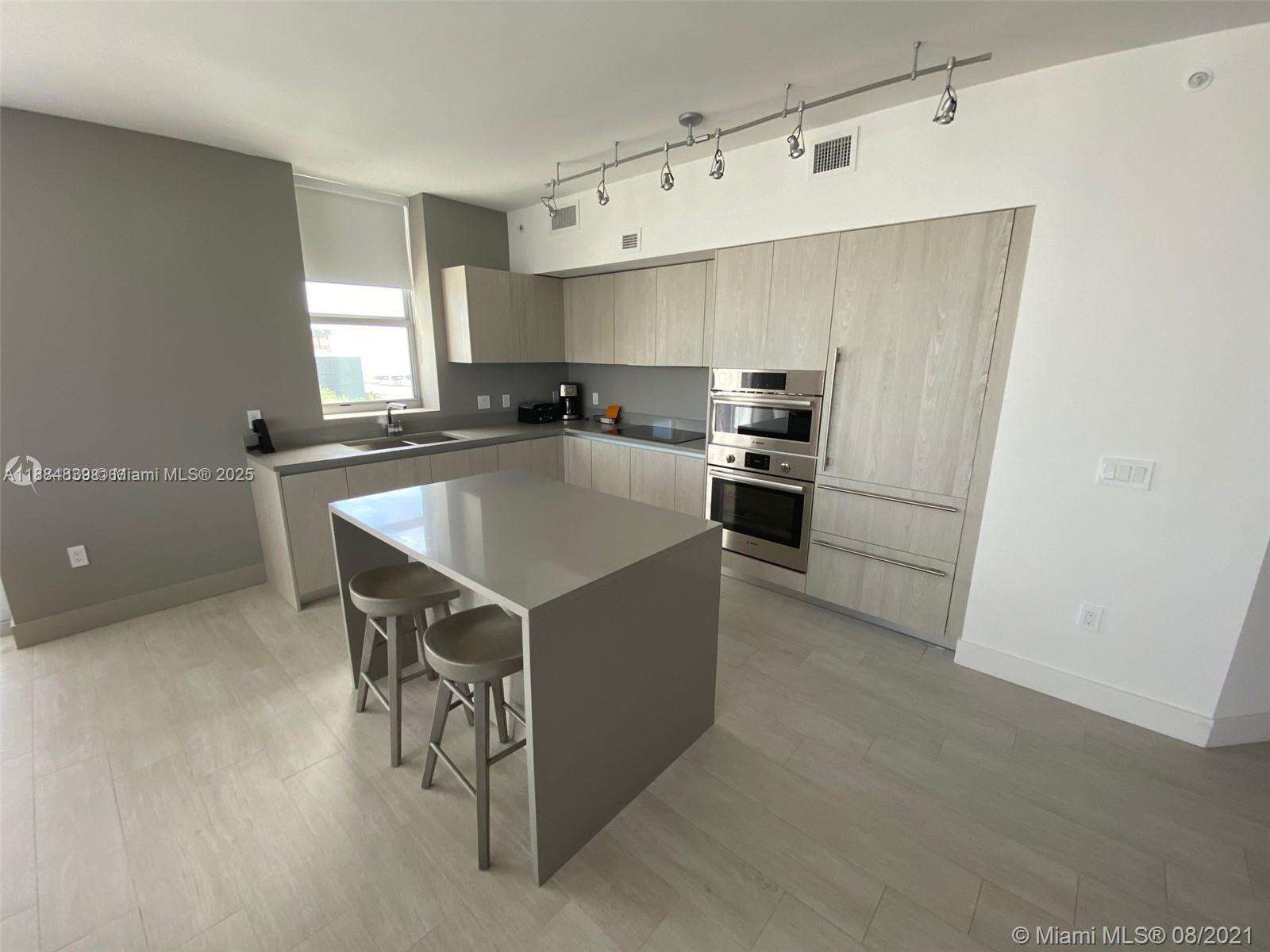 Hyde Beach House at 4010 Ocean Dr, Hollywood, FL 33019 - For Sale photo 11
