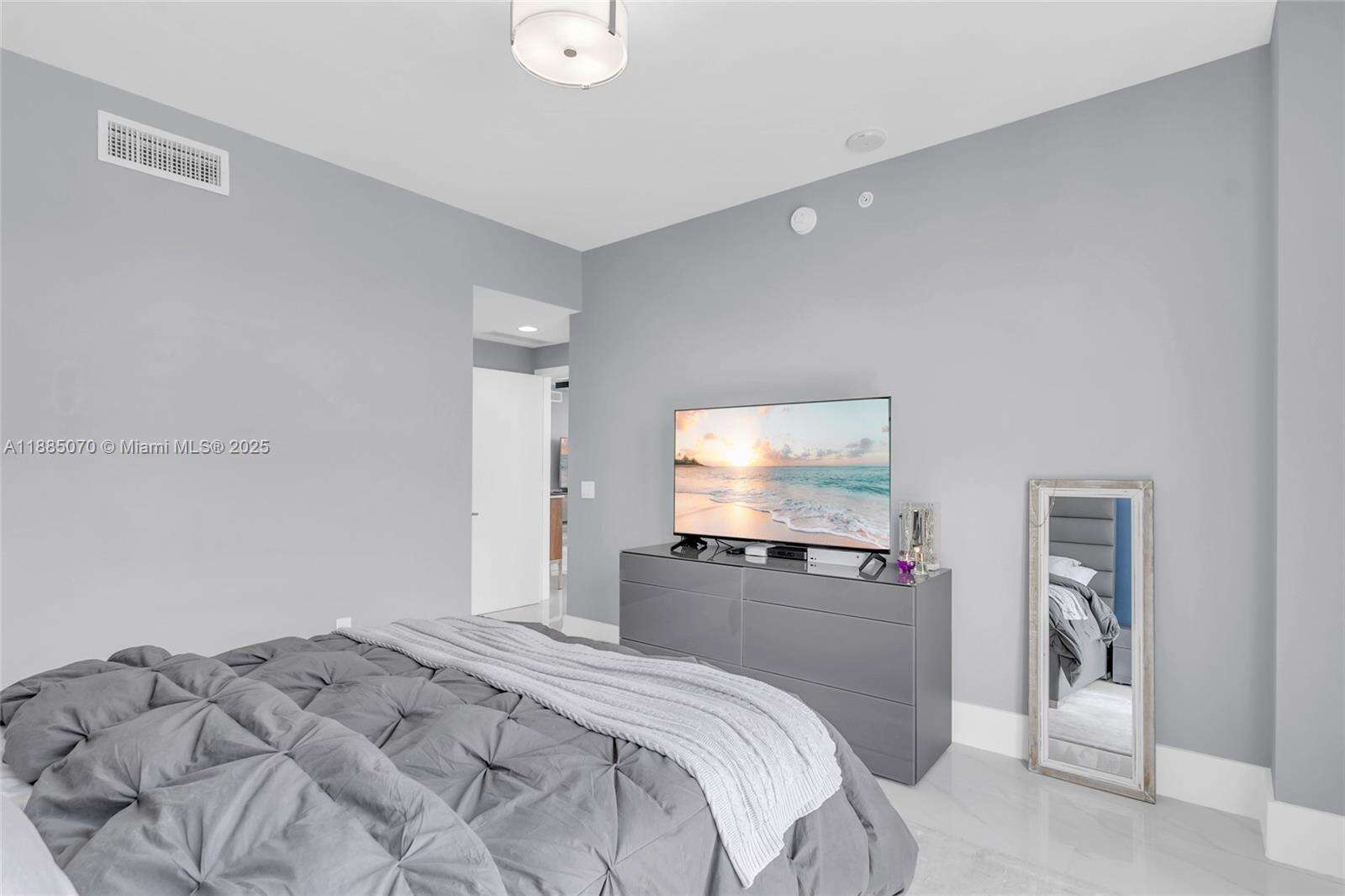 MARINA PALMS RESIDENCES SOUTH - 17111 Biscayne Blvd, North Miami Beach, FL 33160 | Picture 22