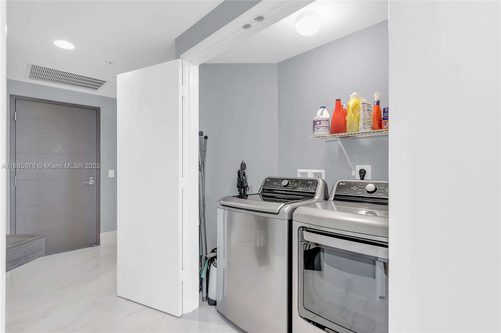 MARINA PALMS RESIDENCES SOUTH - 17111 Biscayne Blvd, North Miami Beach, FL 33160 | Picture 28