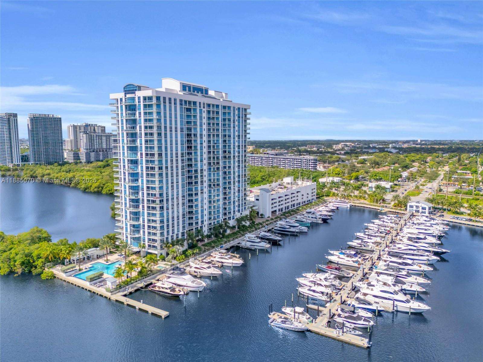 MARINA PALMS RESIDENCES SOUTH - 17111 Biscayne Blvd, North Miami Beach, FL 33160 | Picture 29