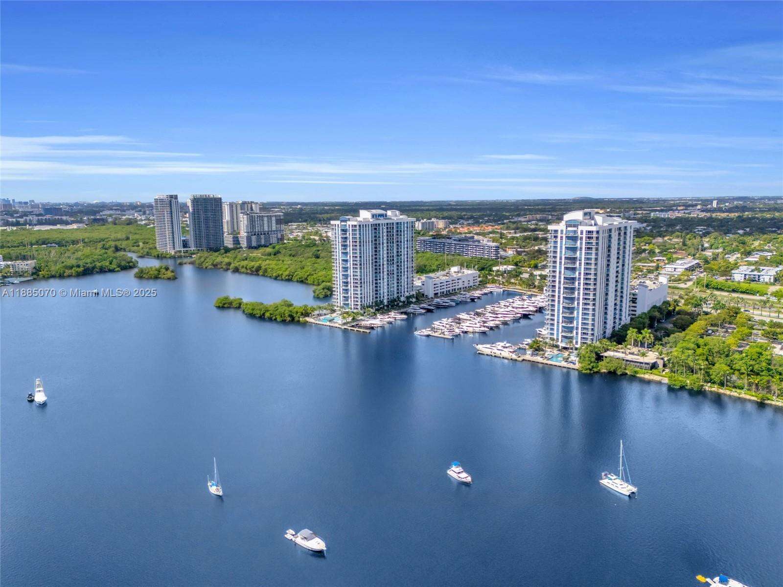 MARINA PALMS RESIDENCES SOUTH - 17111 Biscayne Blvd, North Miami Beach, FL 33160 | Picture 38