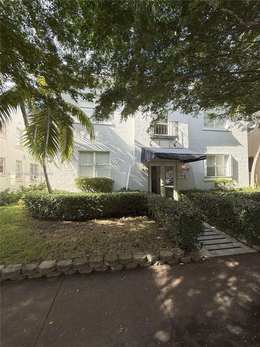 Menores Condos for Sale & Rent | Picture 1