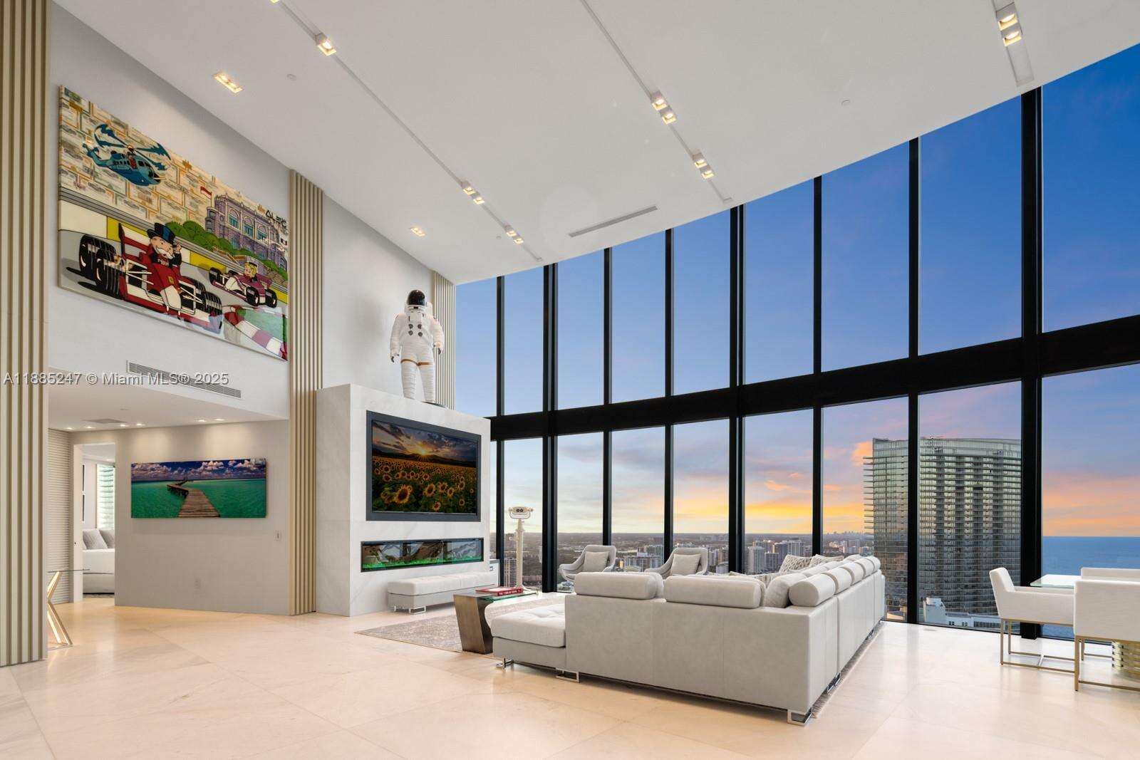 18555 COLLINS AVENUE - 18555 Collins Ave, Sunny Isles Beach, FL 33160 | Picture 3