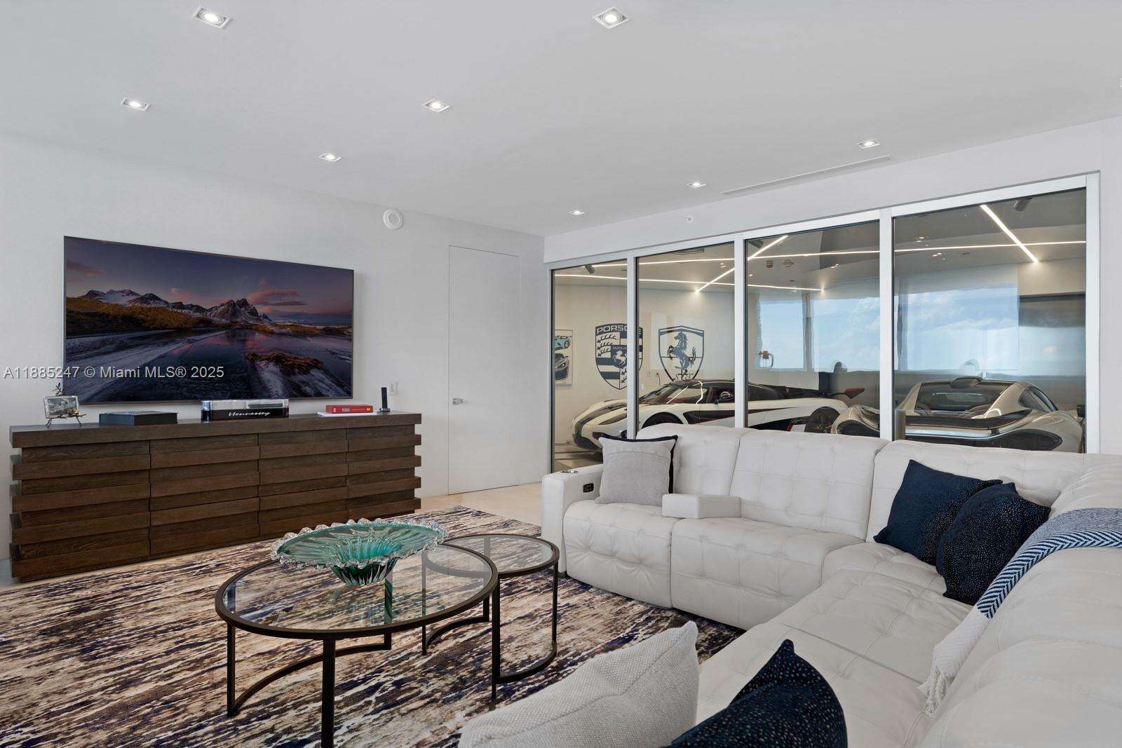 18555 COLLINS AVENUE - 18555 Collins Ave, Sunny Isles Beach, FL 33160 | Picture 28