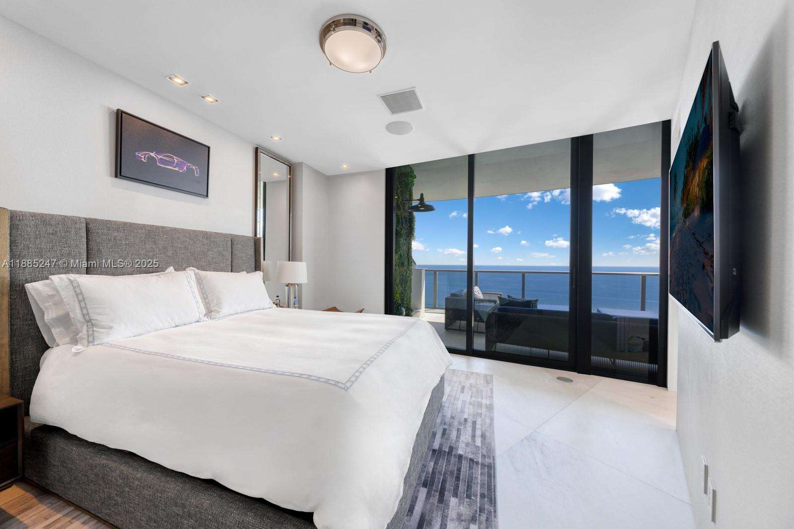 18555 COLLINS AVENUE - 18555 Collins Ave, Sunny Isles Beach, FL 33160 | Picture 34