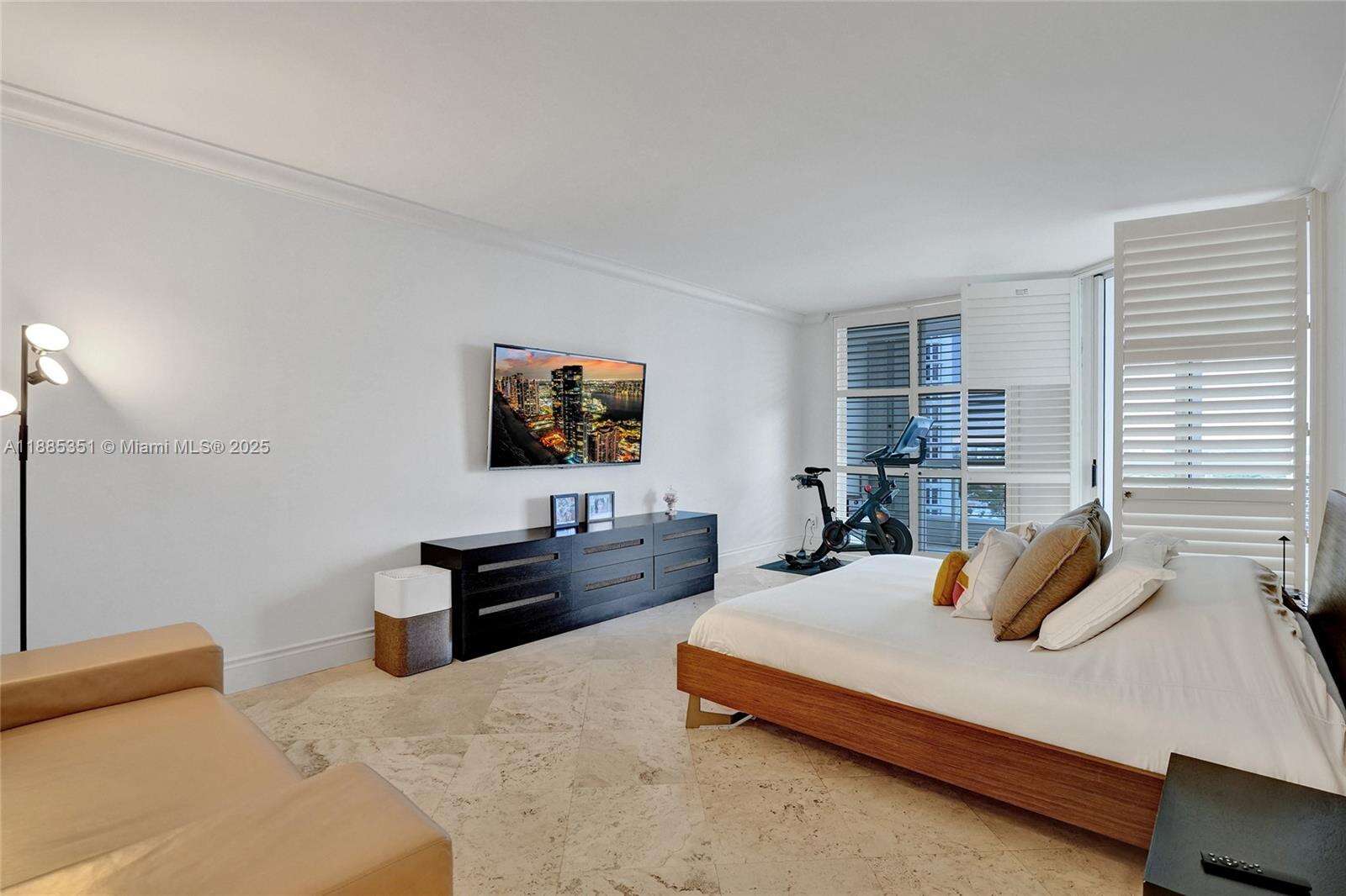 ATLANTIC II AT THE POINT - 21150 Point Pl, Aventura, FL 33180 | Picture 35