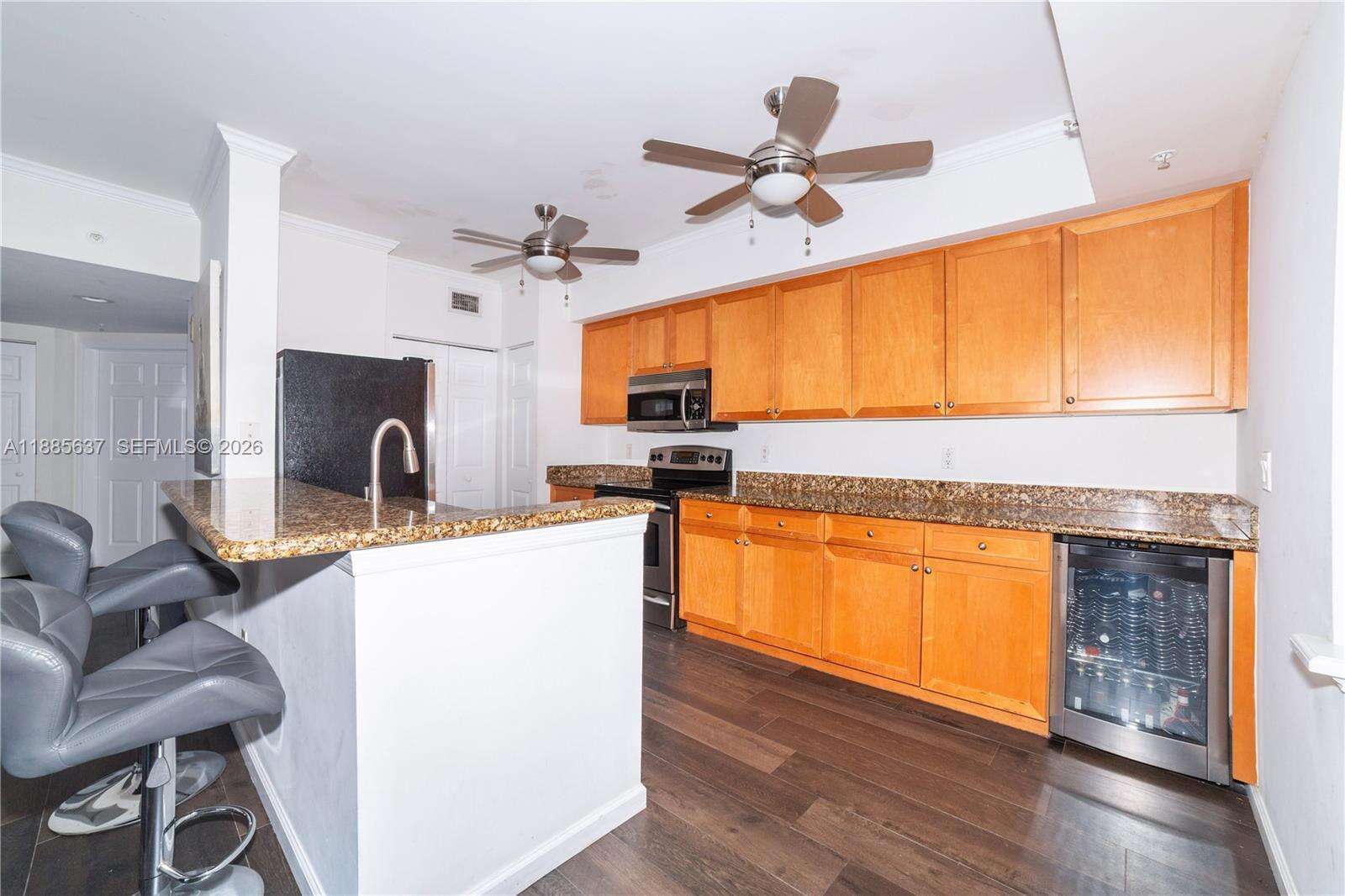 Porto Bellagio at 17150 Bay Rd, Sunny Isles Beach, FL 33160 - For Sale photo 11