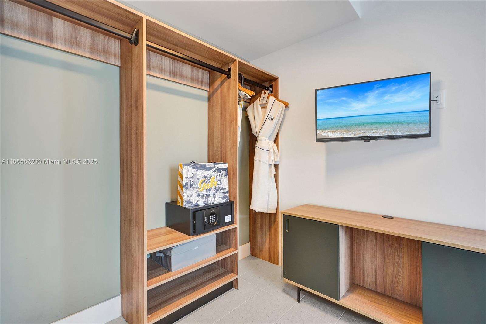 Natiivo | Gale Miami at 159 6 St, Miami, FL 33132 - For Sale photo 21