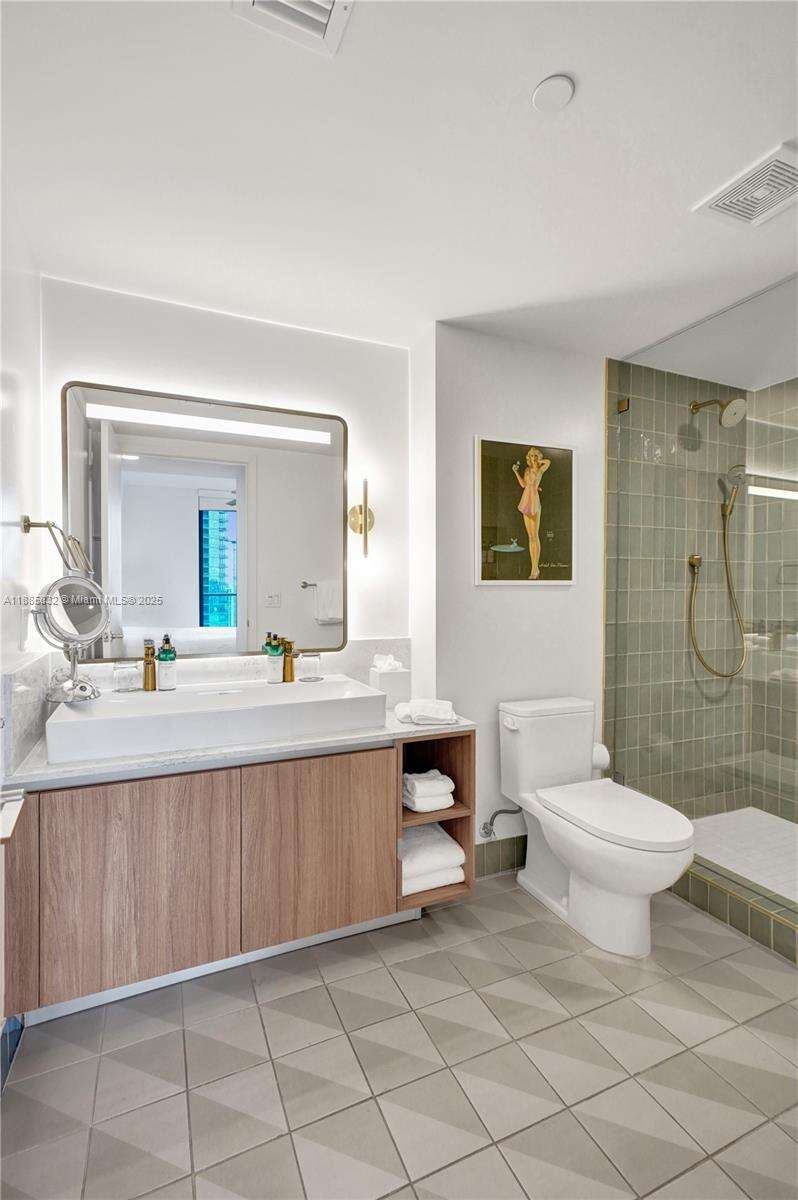 Natiivo | Gale Miami at 159 6 St, Miami, FL 33132 - For Sale photo 22