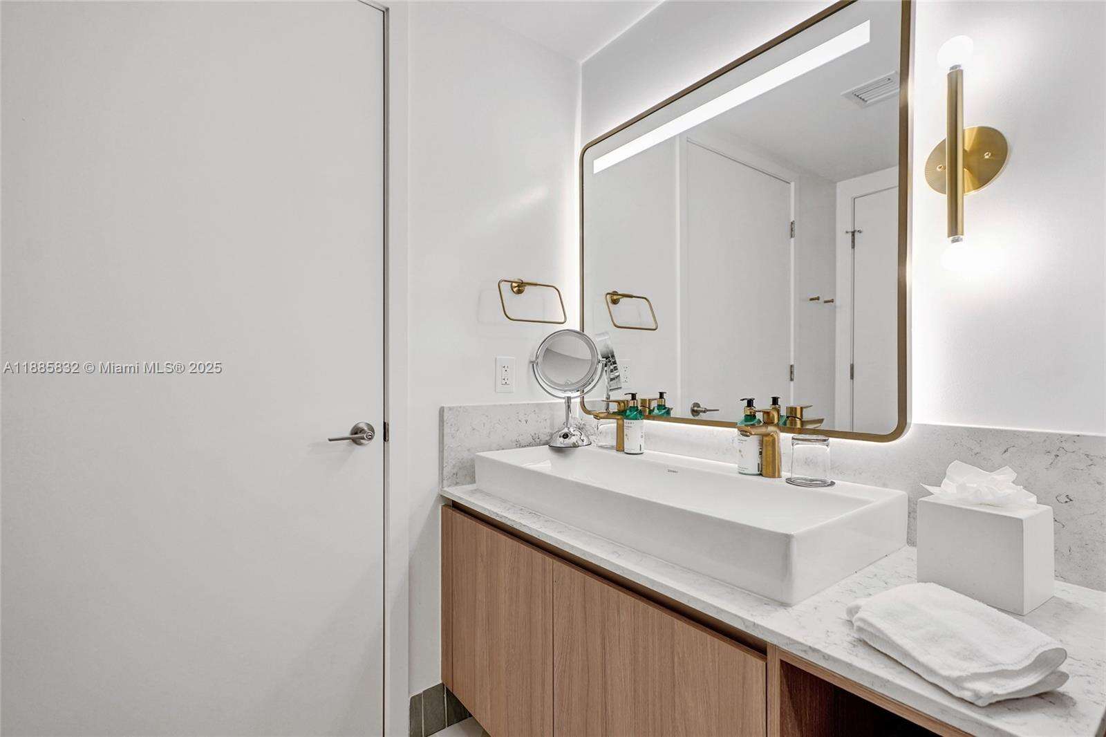 Natiivo | Gale Miami at 159 6 St, Miami, FL 33132 - For Sale photo 24