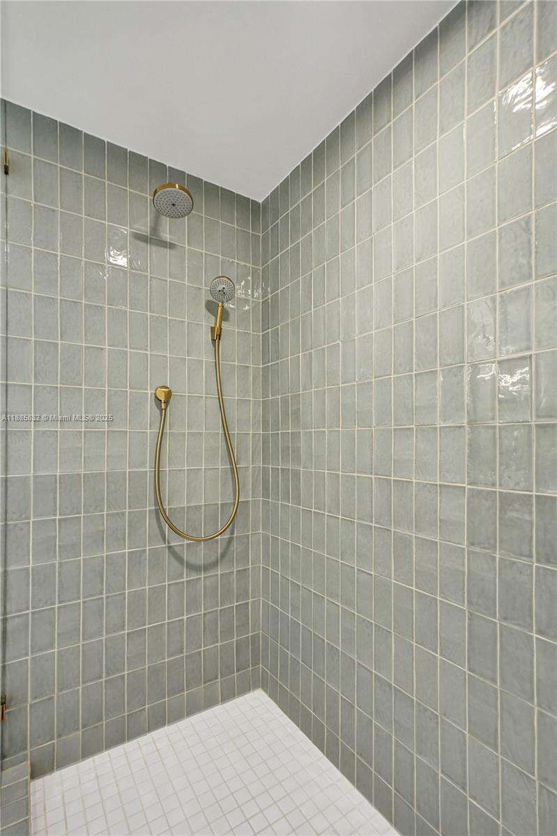 Natiivo | Gale Miami at 159 6 St, Miami, FL 33132 - For Sale photo 42
