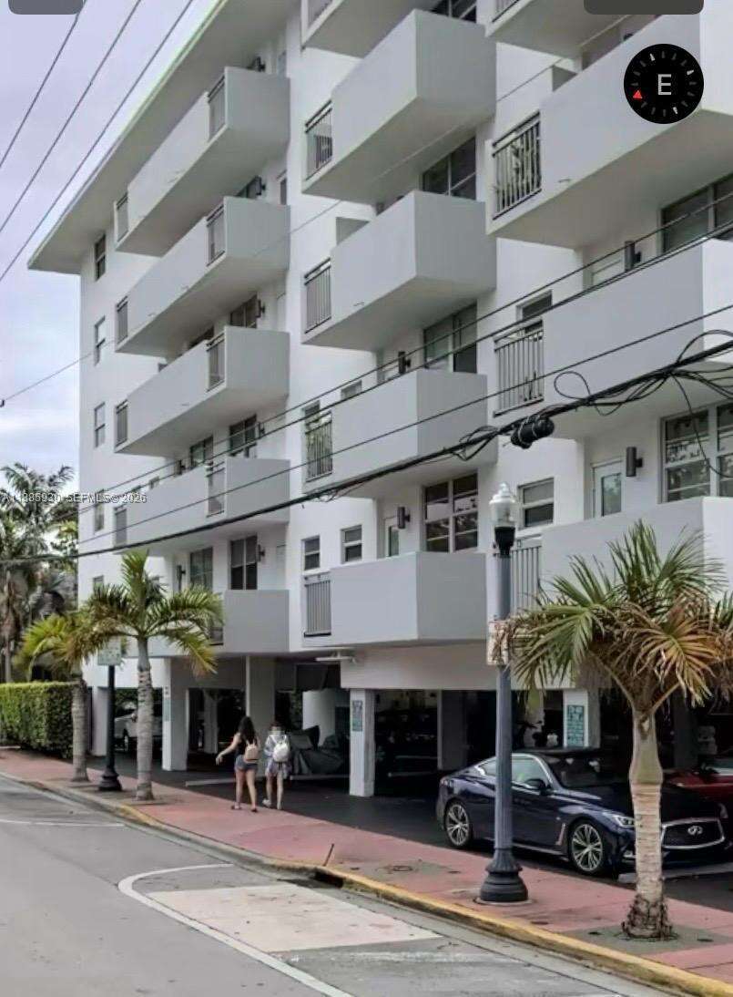 360 Bldg Inc Condos for Sale & Rent | Picture 1