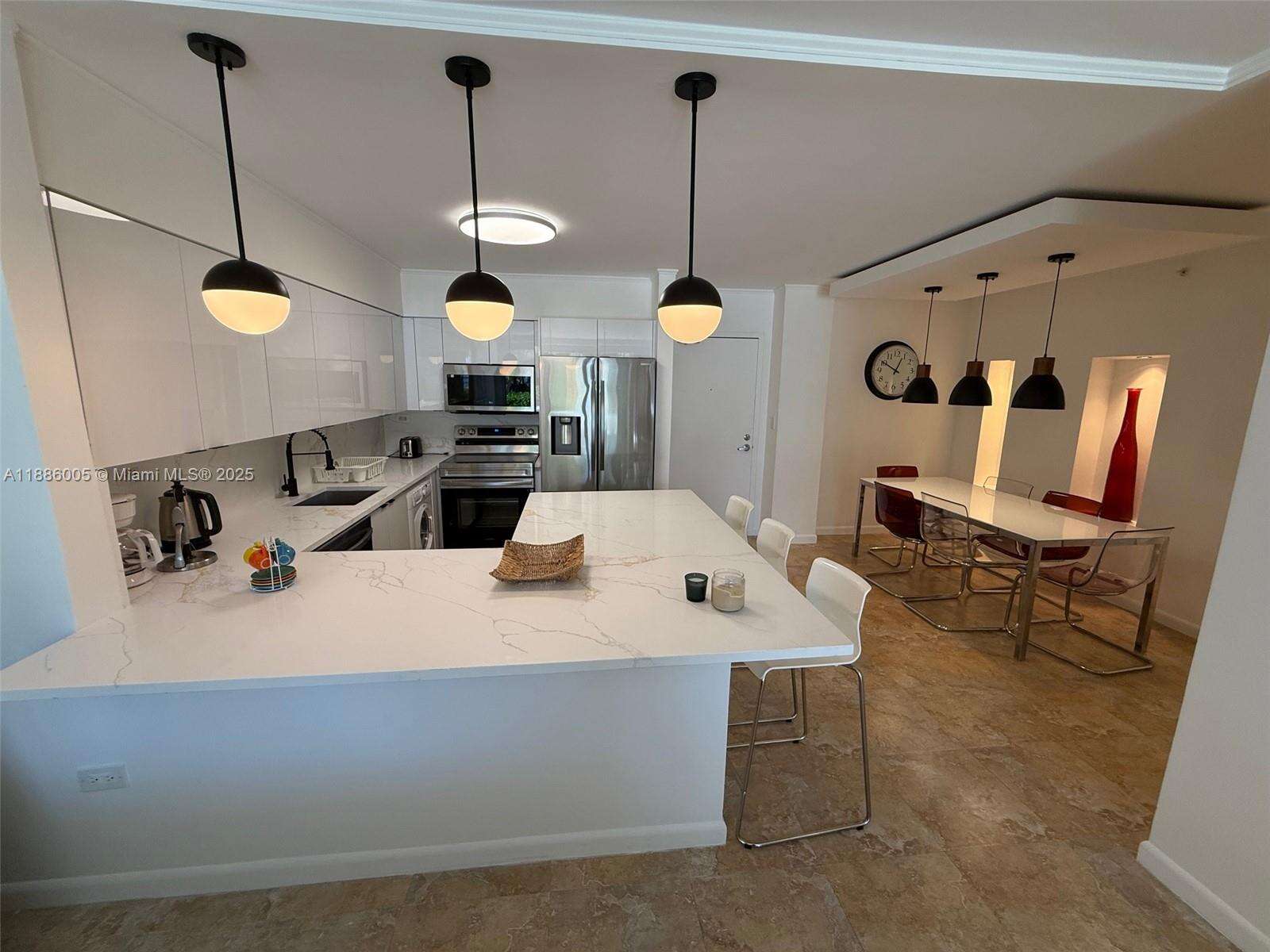 Flamingo South Beach at 1500 Bay Rd, Miami Beach, FL 33139 - For Sale photo 6