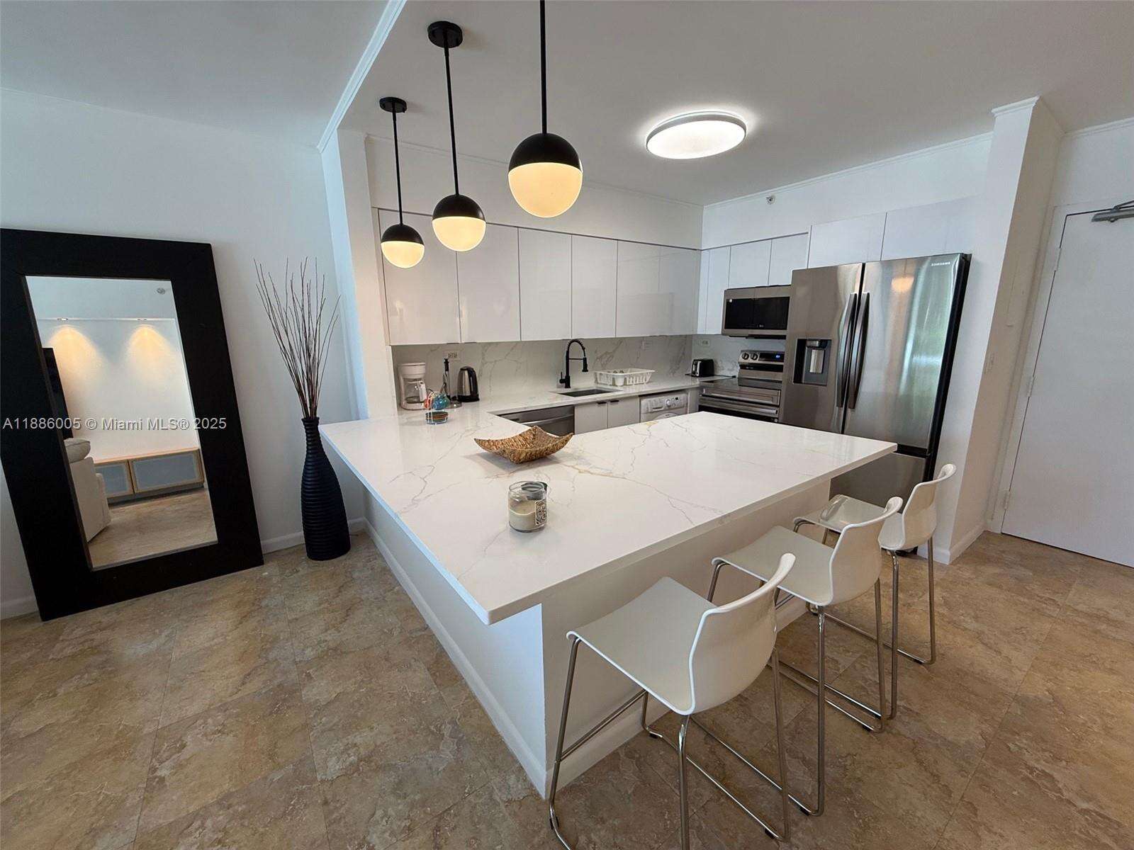 Flamingo South Beach at 1500 Bay Rd, Miami Beach, FL 33139 - For Sale photo 7