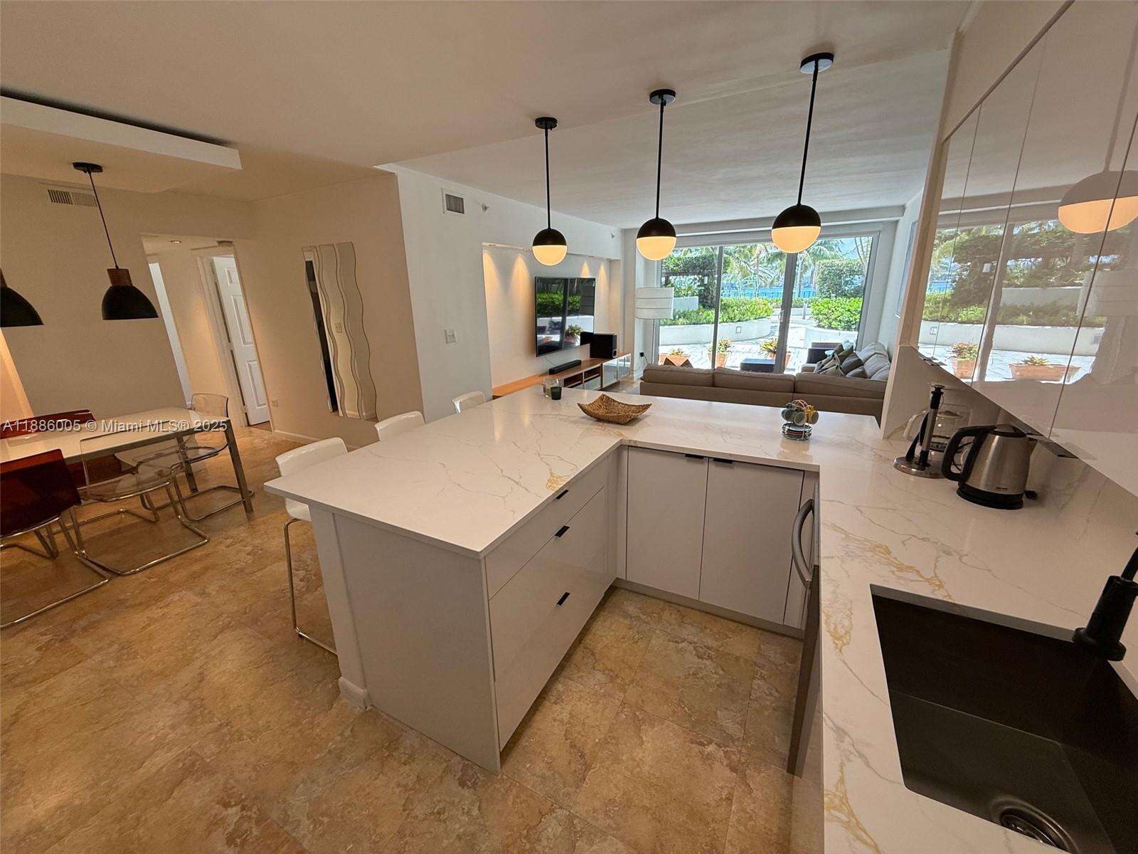 Flamingo South Beach at 1500 Bay Rd, Miami Beach, FL 33139 - For Sale photo 10