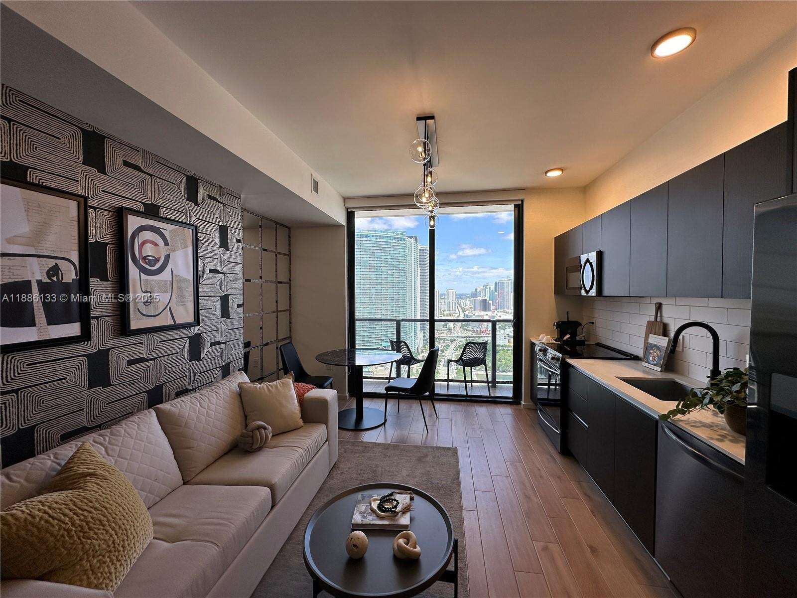 The Elser at 398 5 St, Miami, FL 33132 - For Sale photo 3