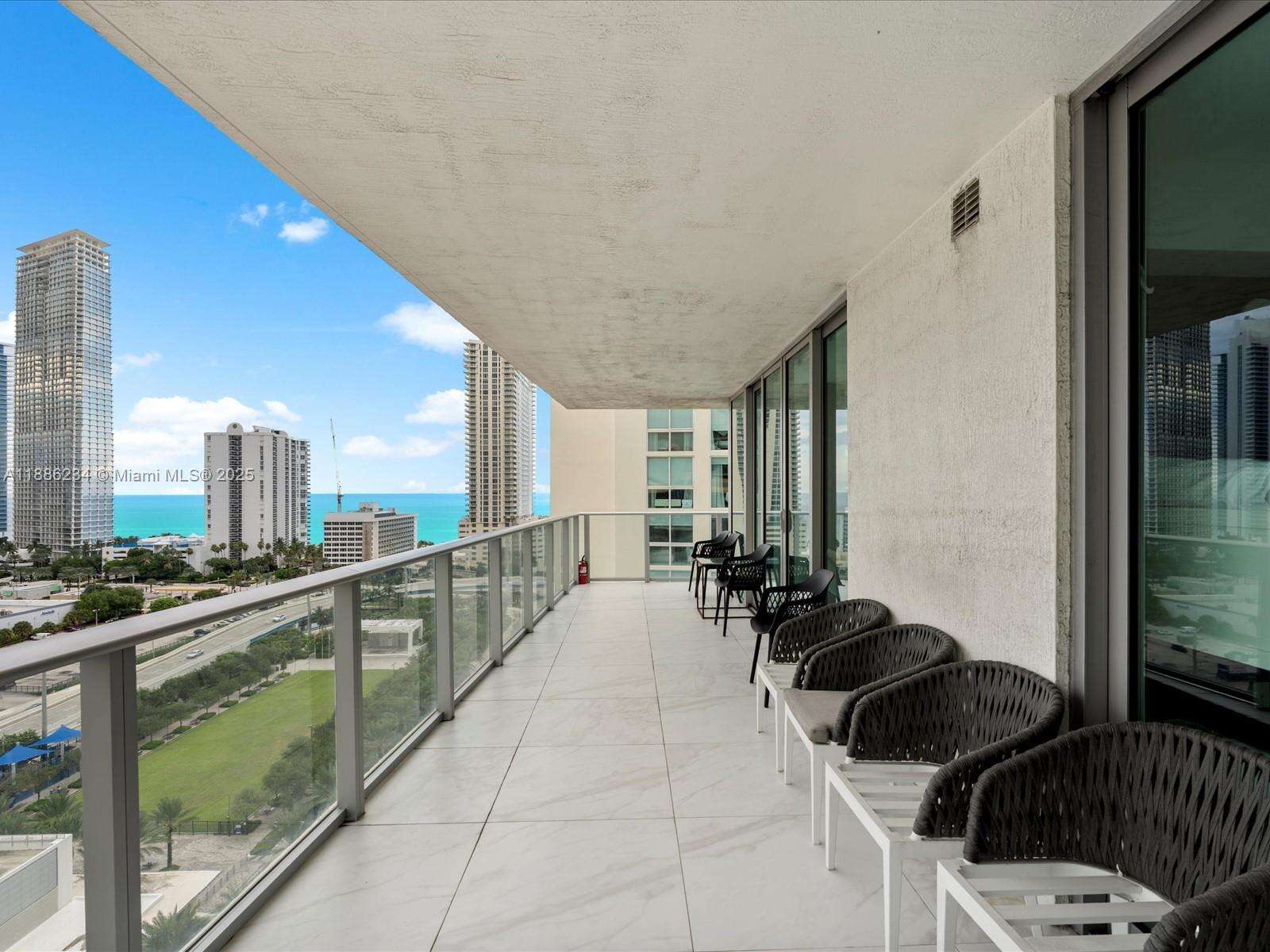 PARQUE TOWERS - 300 Sunny Isles Blvd, Sunny Isles Beach, FL 33160 | Picture 29