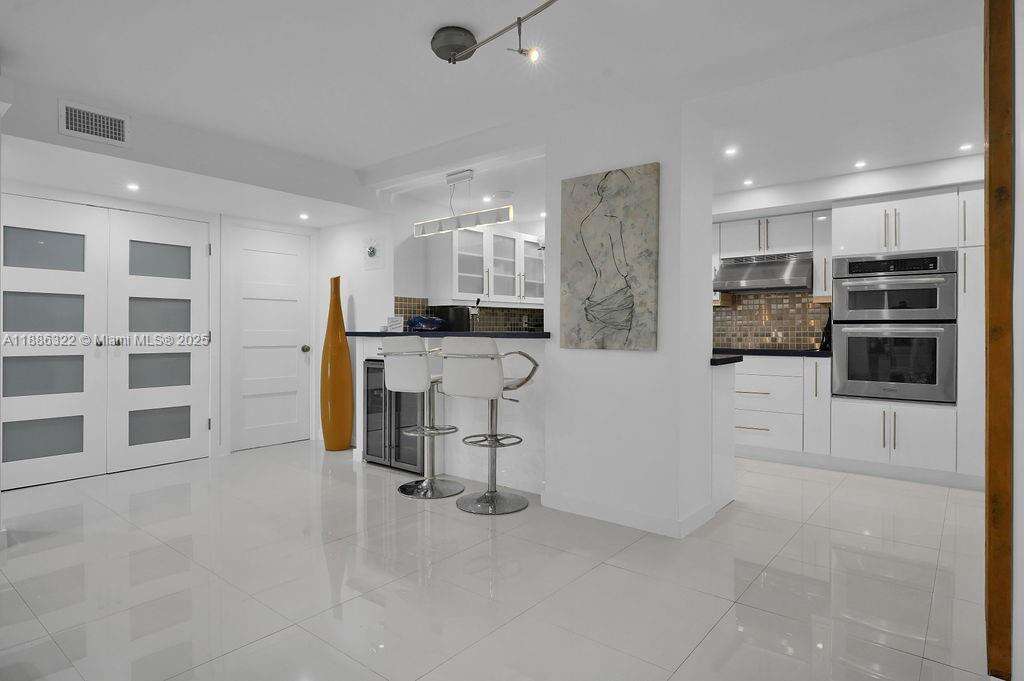 MAISON GRANDE - 6039 Collins Ave, Miami Beach, FL 33140 | Picture 32