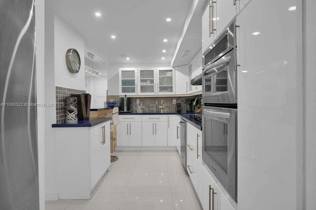 MAISON GRANDE - 6039 Collins Ave, Miami Beach, FL 33140 | Picture 9