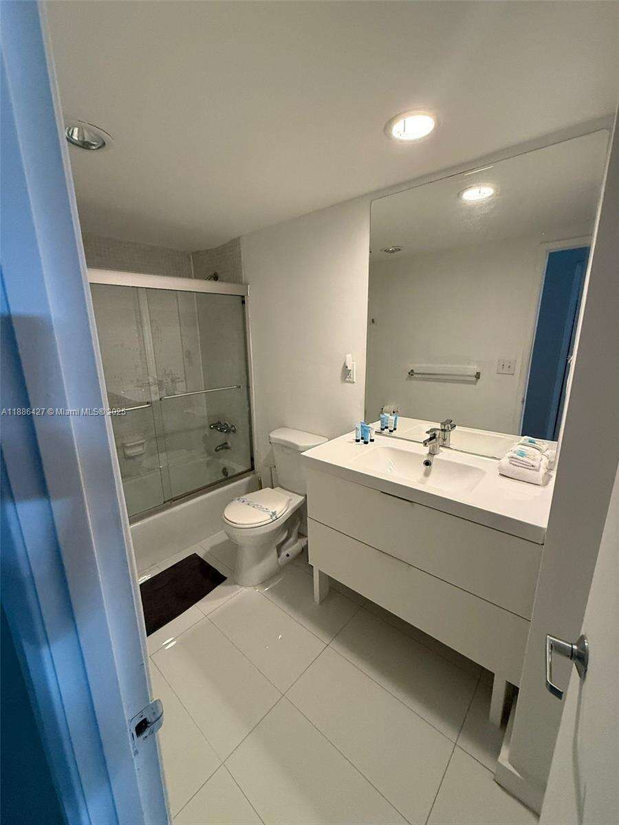 Ocean Reserve at 19370 Collins Ave, Sunny Isles Beach, FL 33160 - For Sale photo 16