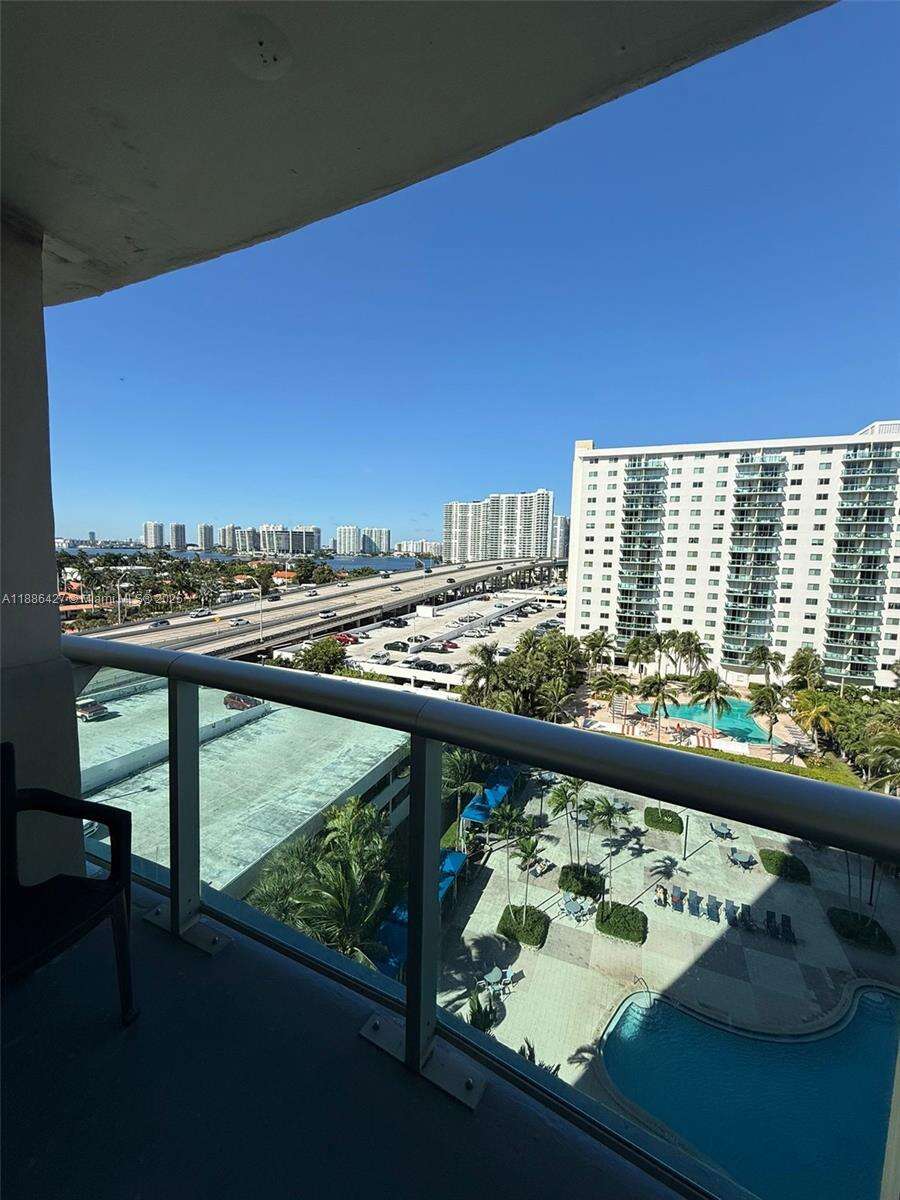 Ocean Reserve at 19370 Collins Ave, Sunny Isles Beach, FL 33160 - For Sale photo 3