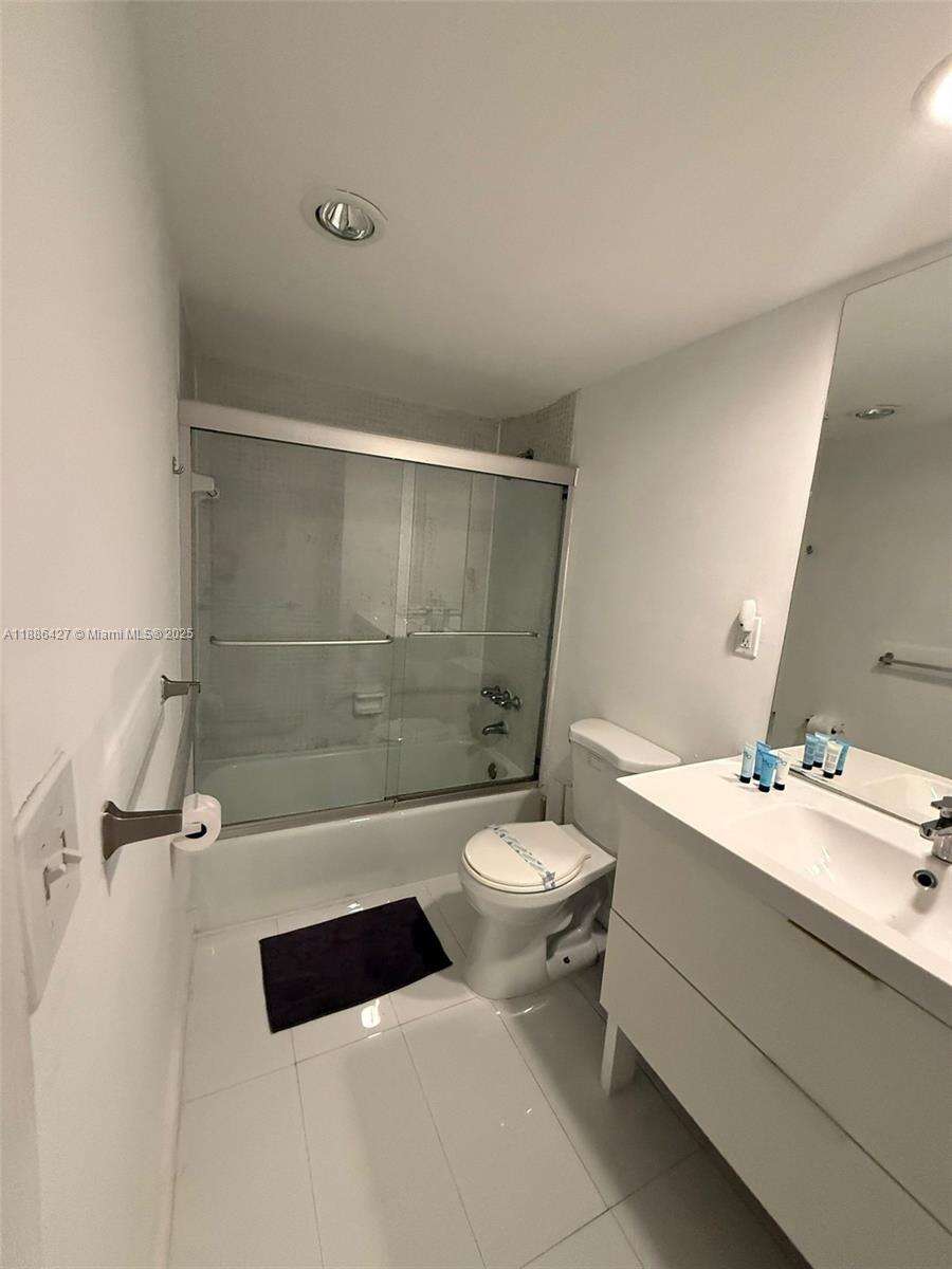 Ocean Reserve at 19370 Collins Ave, Sunny Isles Beach, FL 33160 - For Sale photo 25