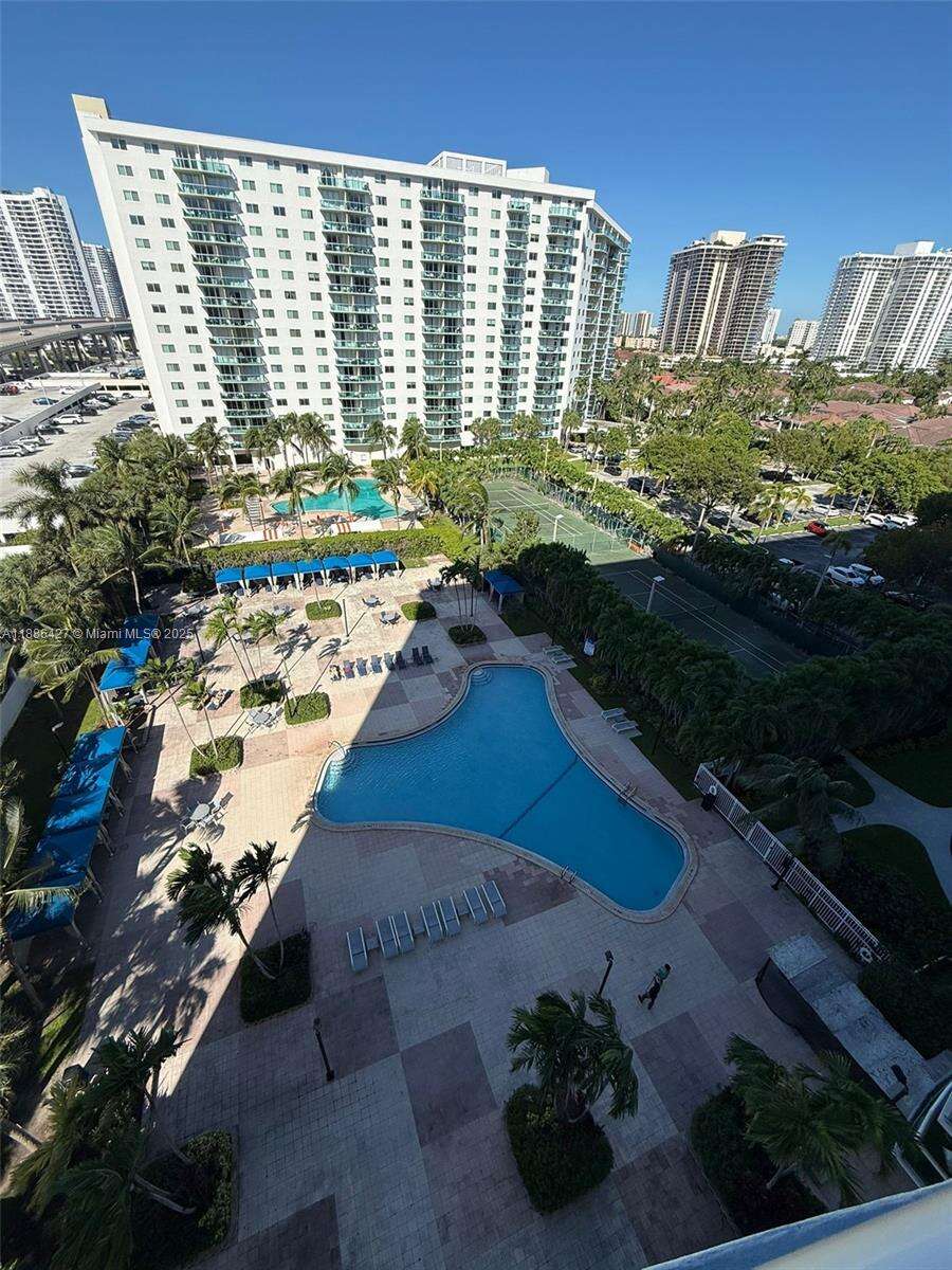 Ocean Reserve at 19370 Collins Ave, Sunny Isles Beach, FL 33160 - For Sale photo 5