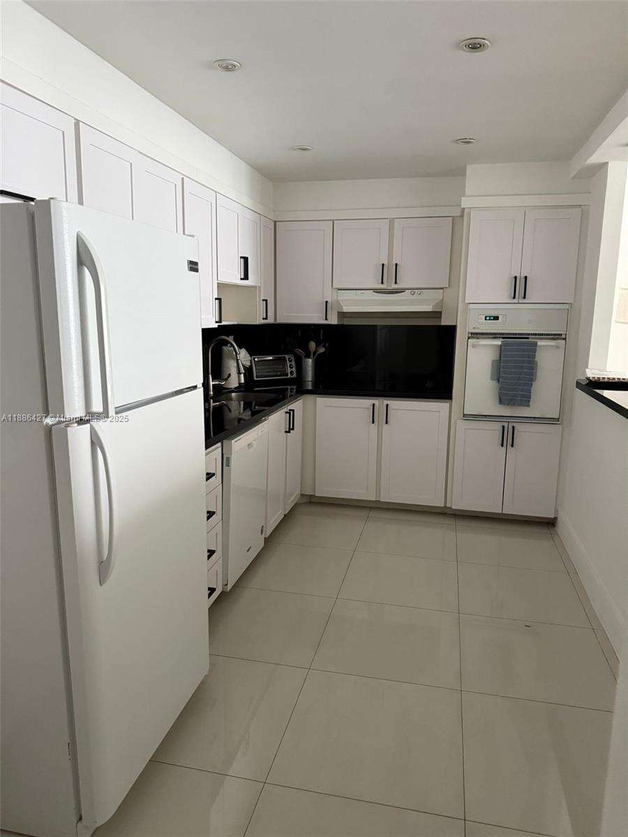 Ocean Reserve at 19370 Collins Ave, Sunny Isles Beach, FL 33160 - For Sale photo 6