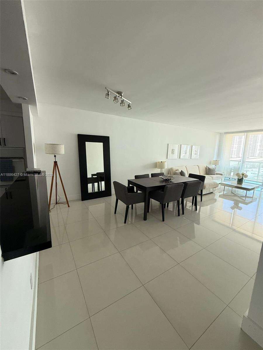 Ocean Reserve at 19370 Collins Ave, Sunny Isles Beach, FL 33160 - For Sale photo 10